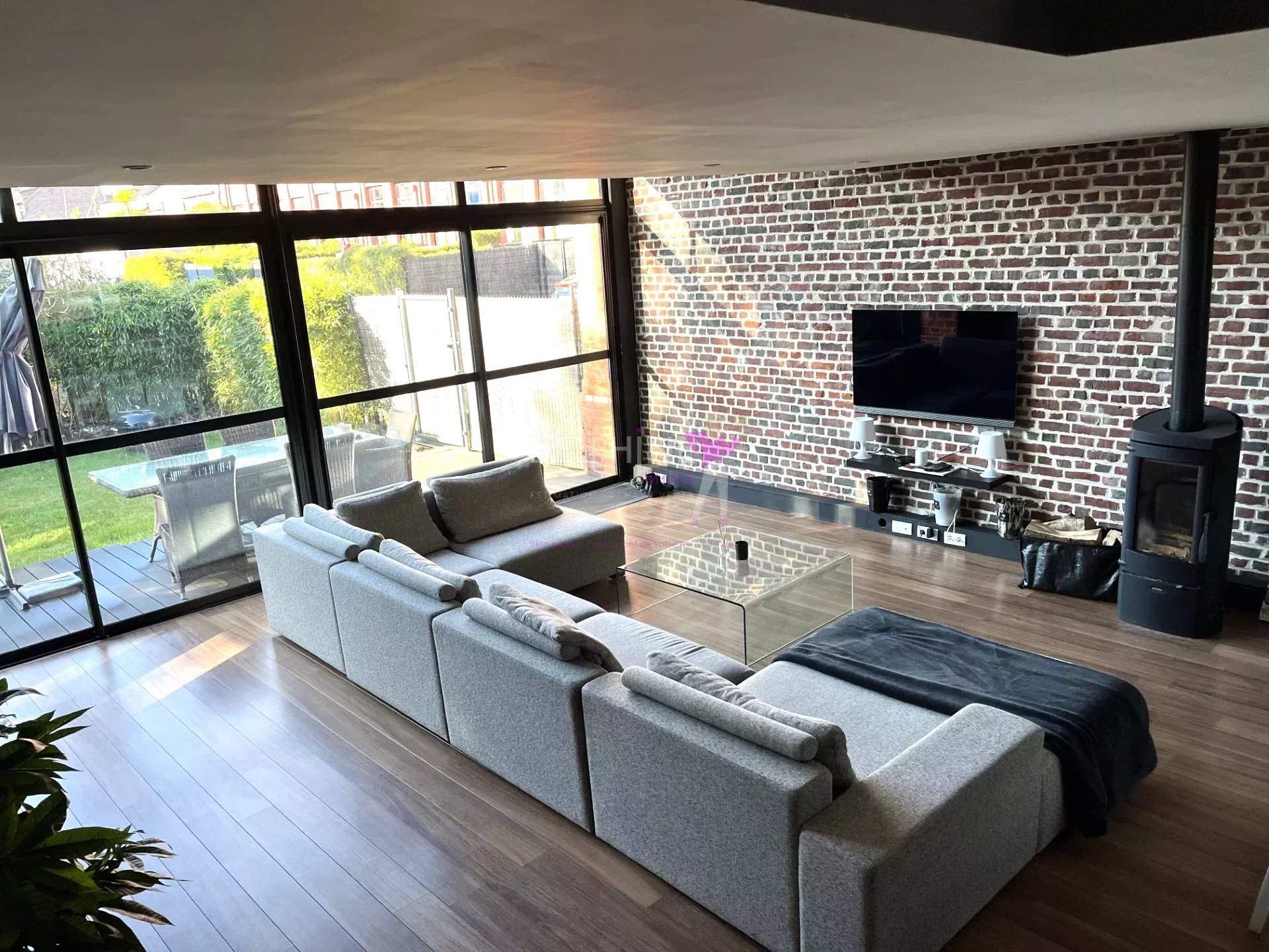 Agence immobilière de 