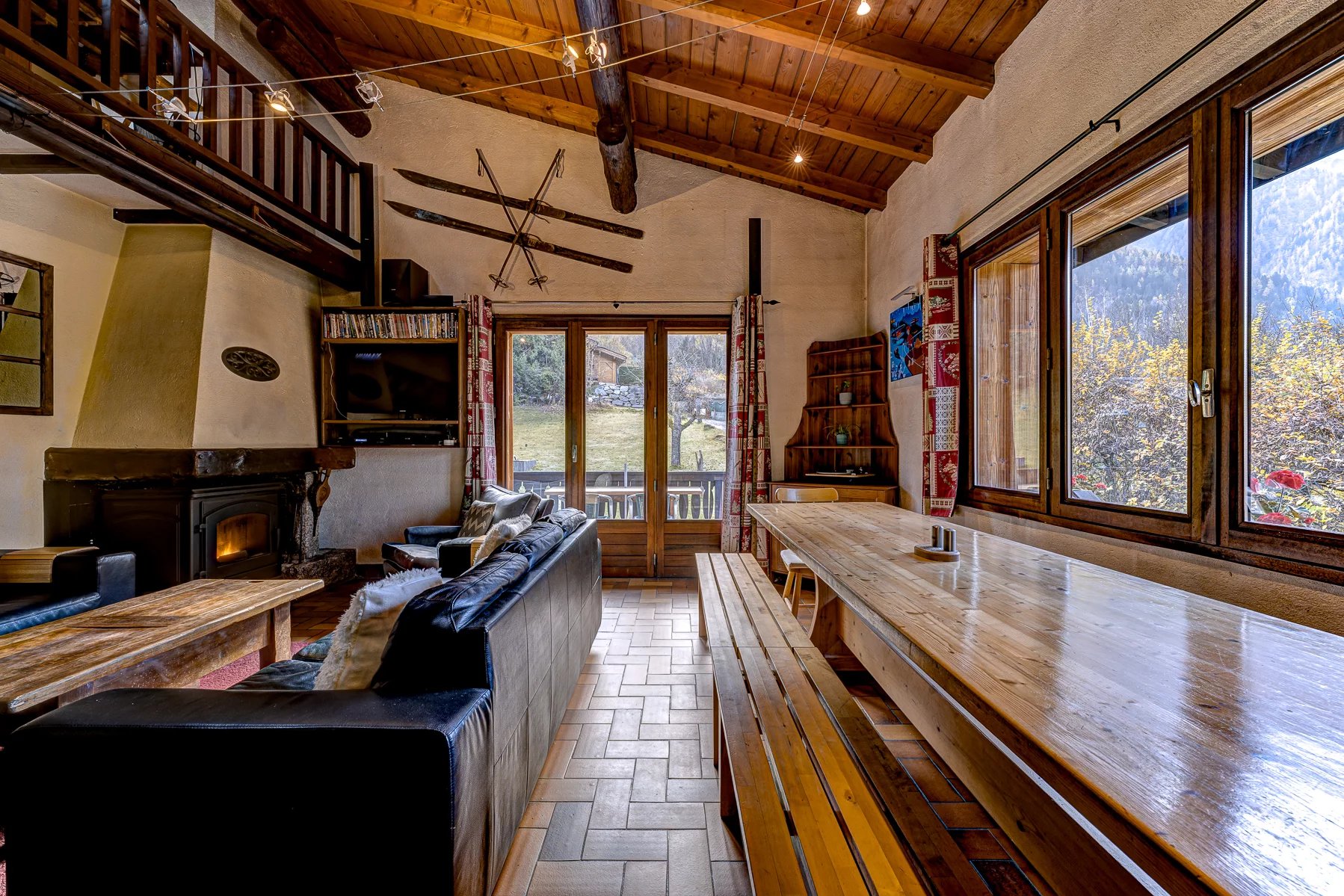 Photo of LES BOSSONS - Large chalet with stunning views in Les Bossons