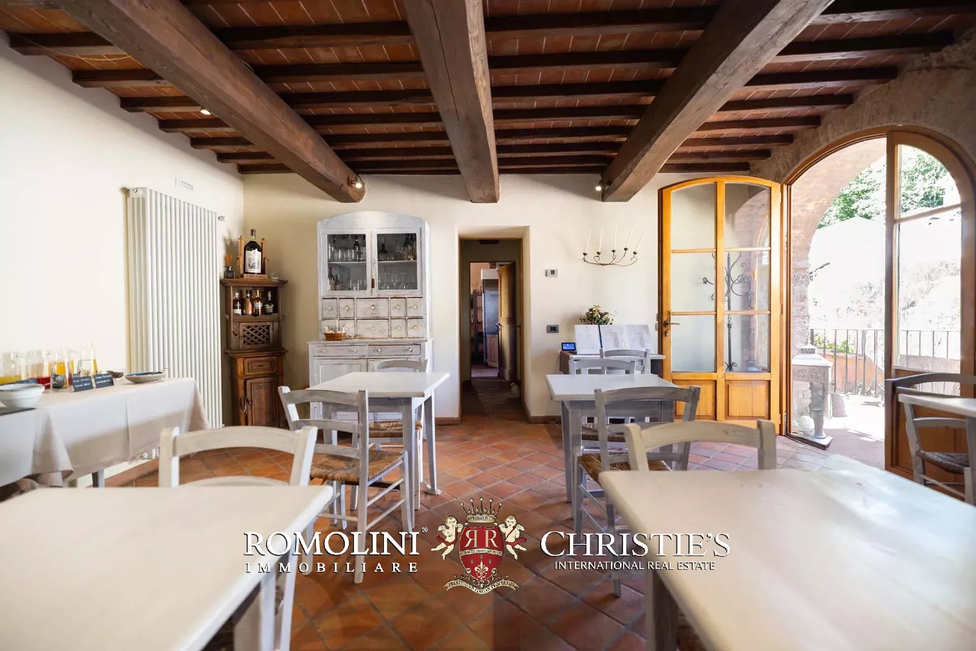 14 Bedroom Villa/Townhouse's Image 45