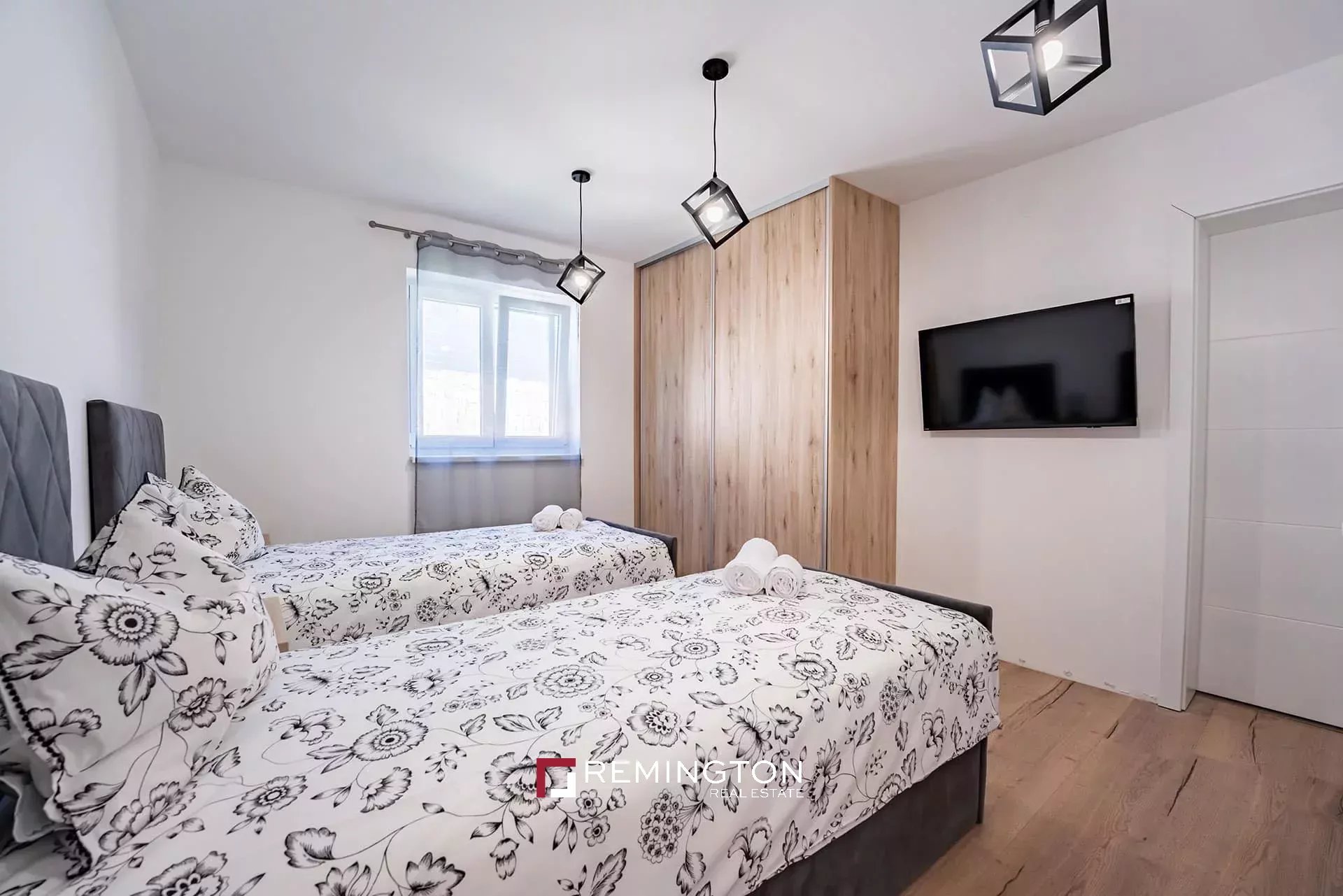 4 Bedroom Villa/Townhouse's Image 10