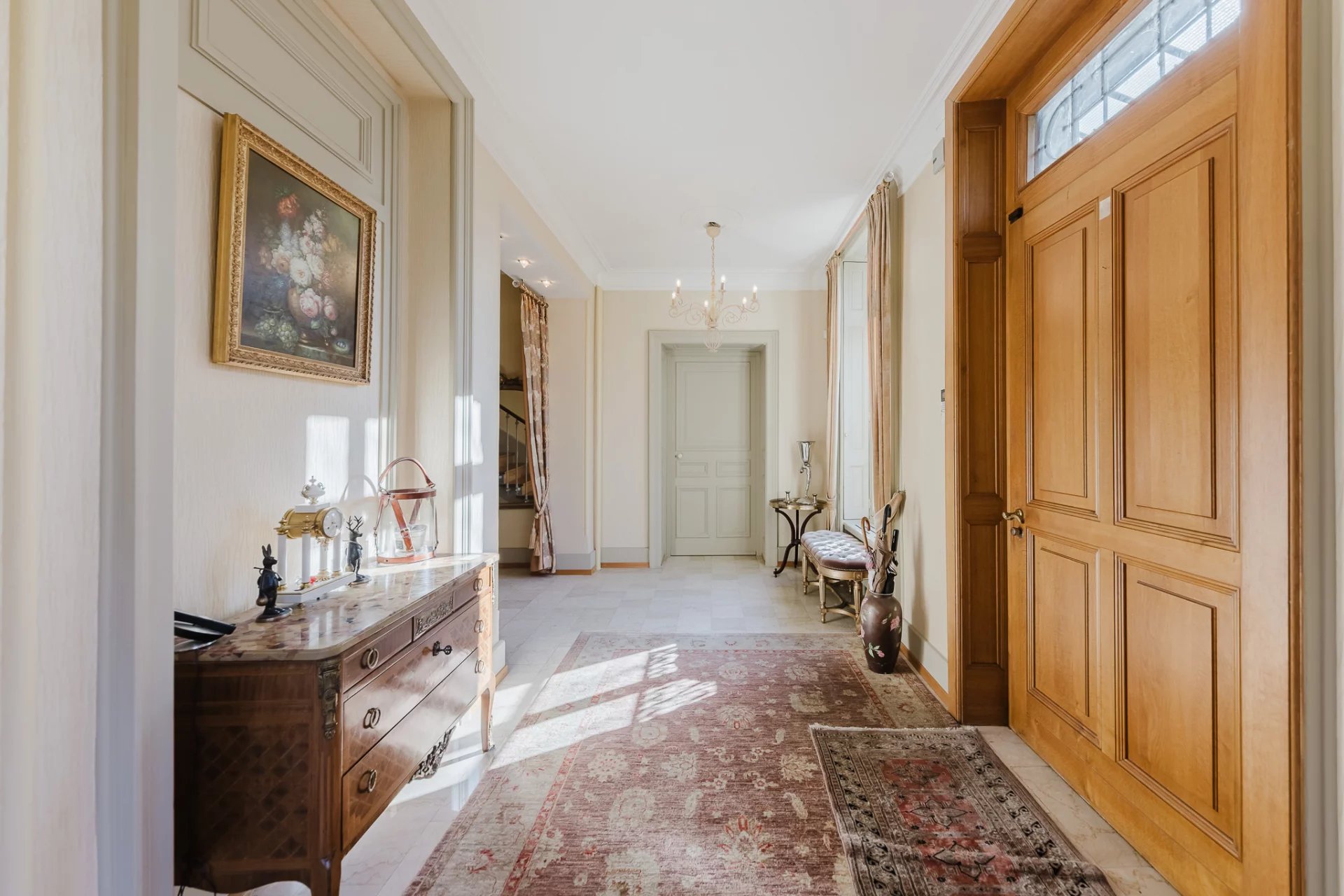 Magnifique Hôtel Particulier, jardin enchanteur, à deux pas du lac