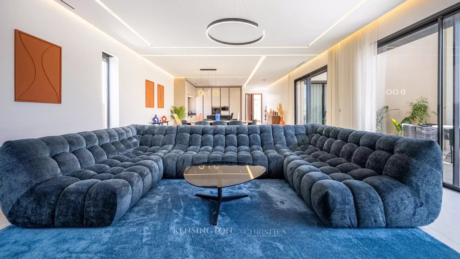 4 Bedroom Villa/Townhouse's Image 10