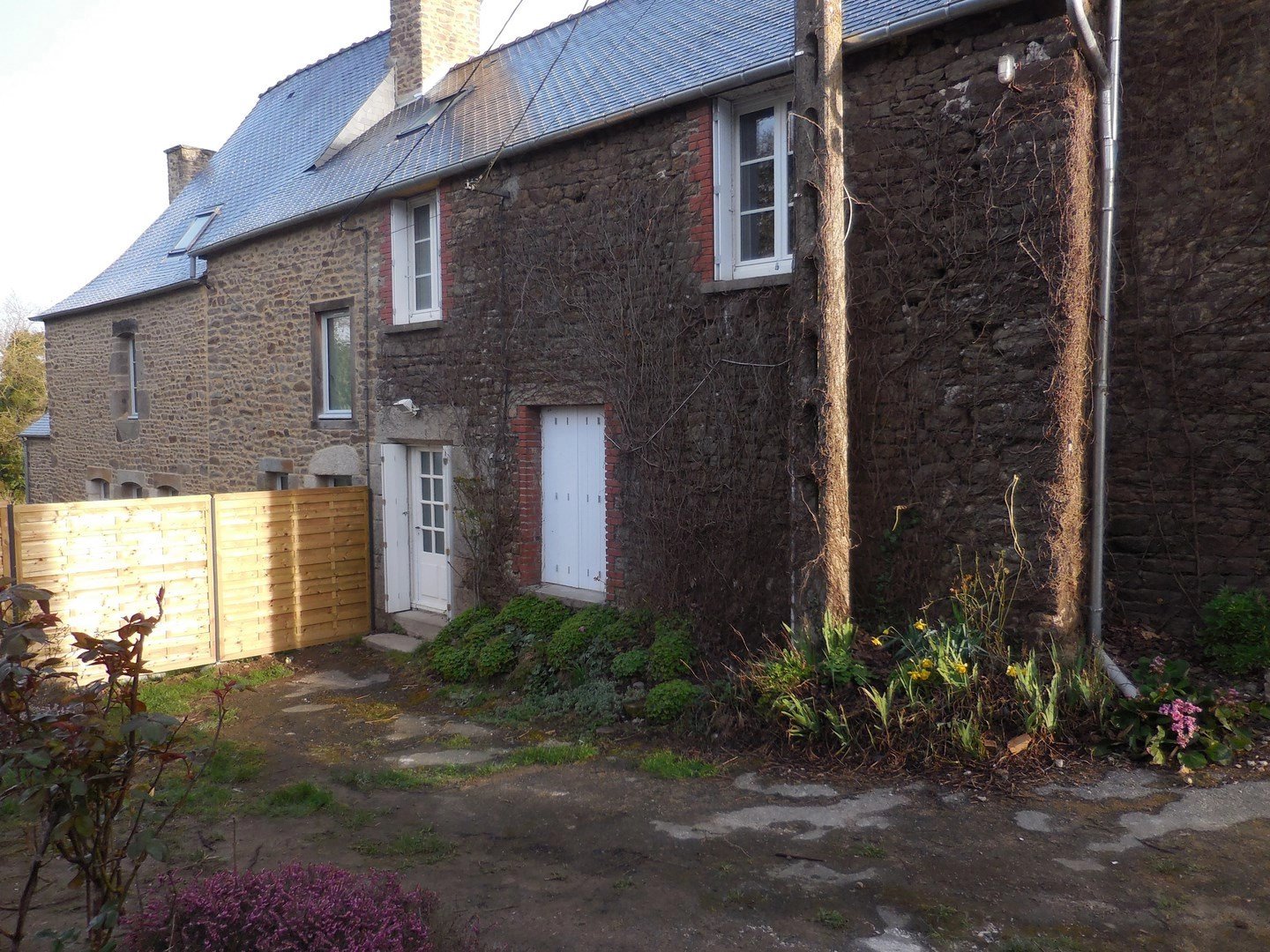 Maison T3 – LANVALLAY –