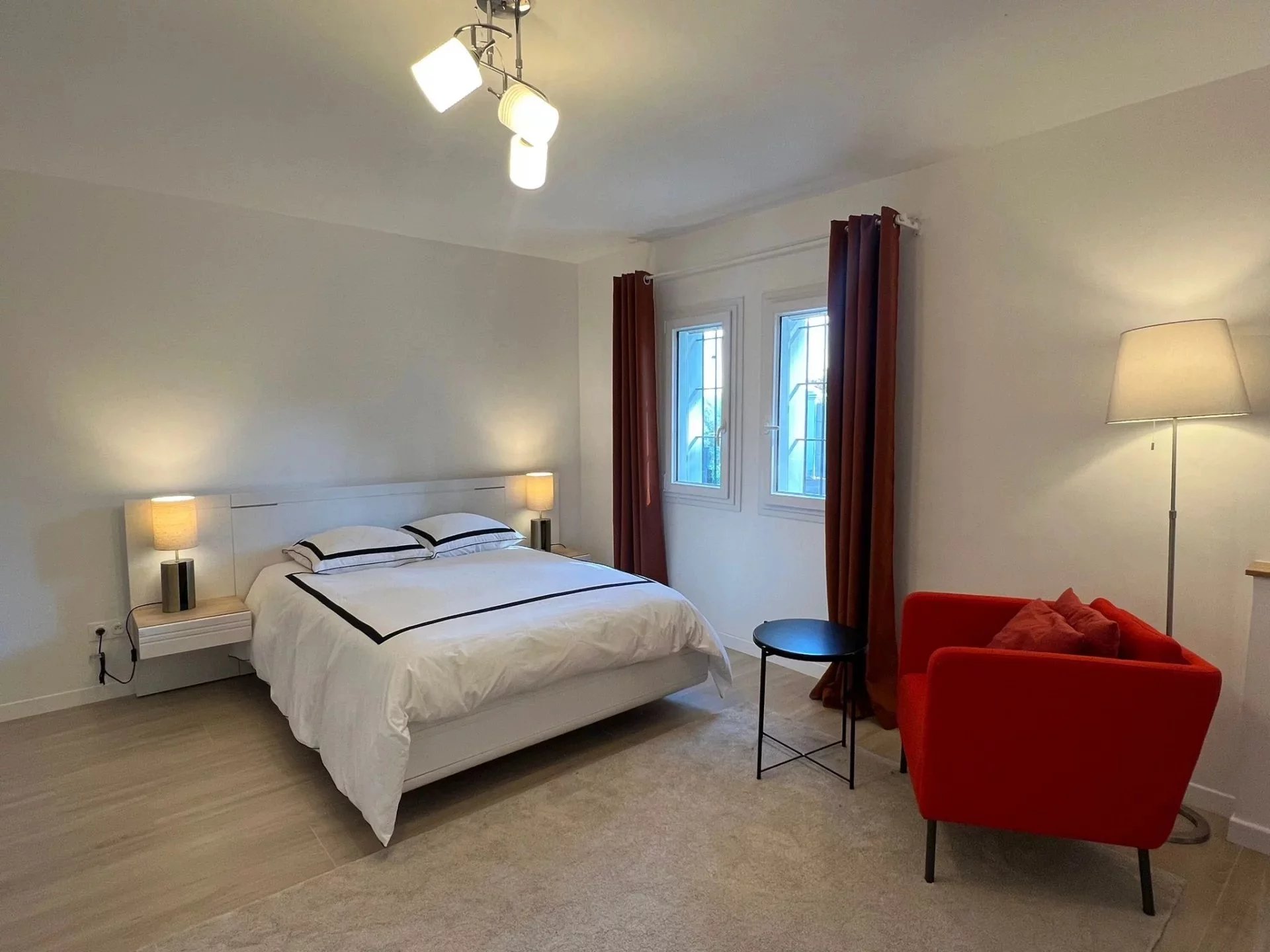Villa de 6 chambres dans un domaine renomé et sécurisé 10