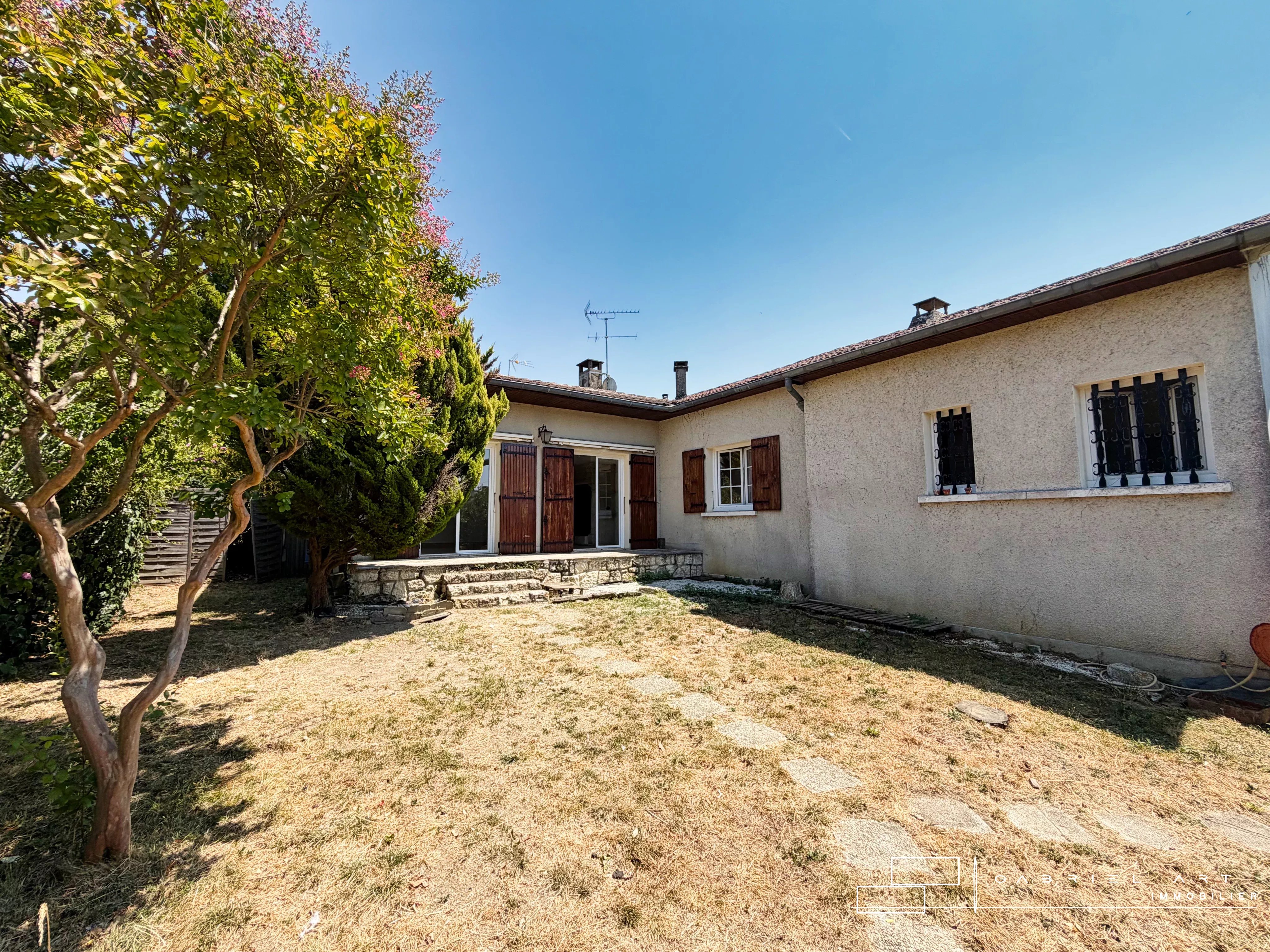 Agence immobilière de 