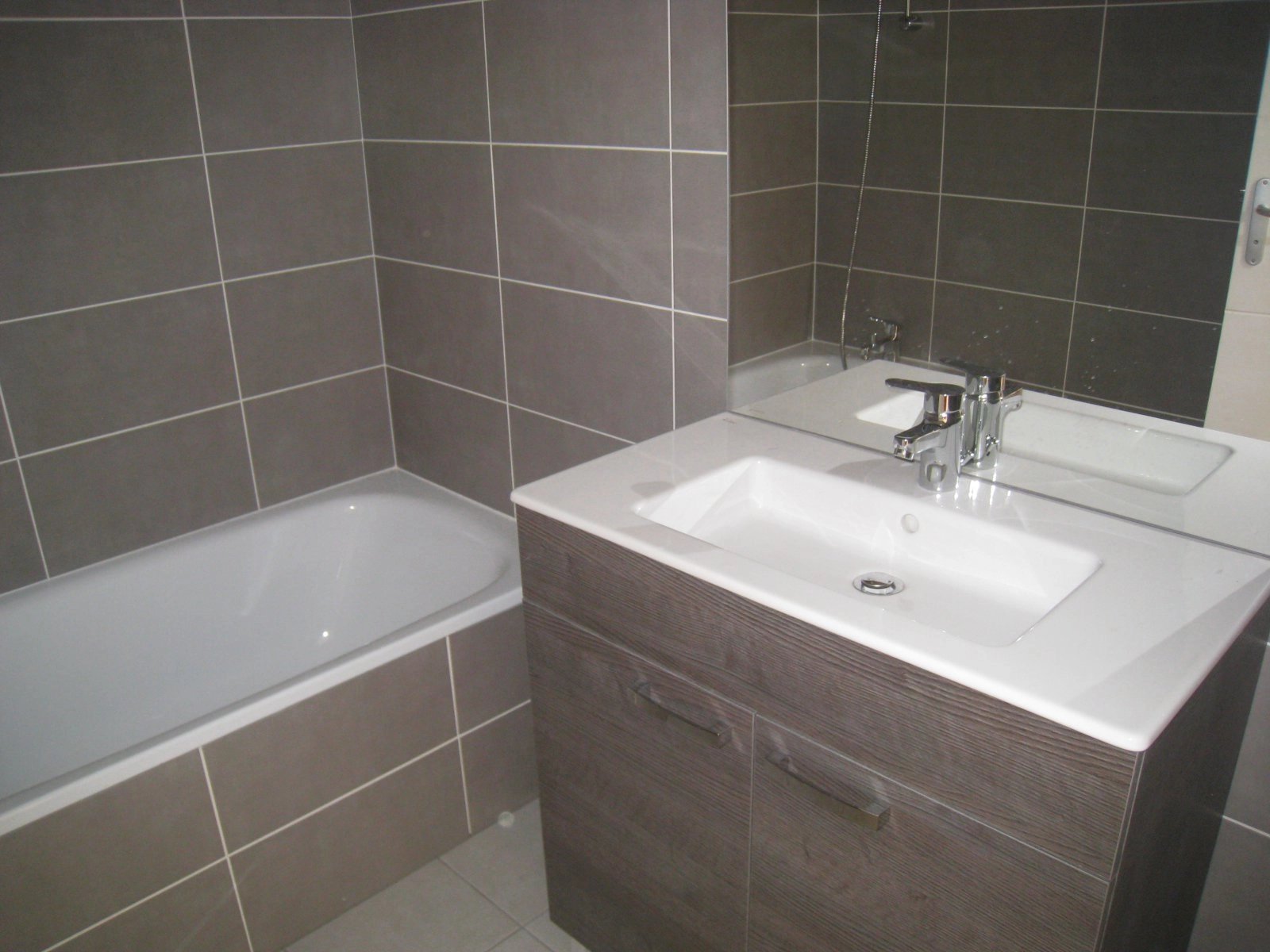 2354937 Location Villeurbanne