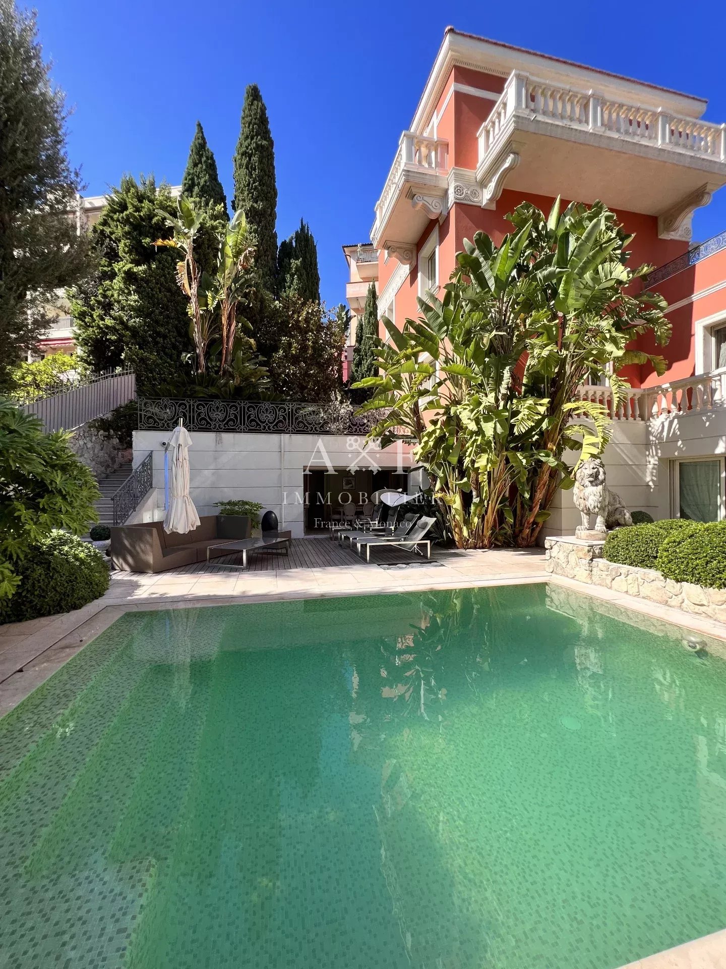 Agence immobilière de 