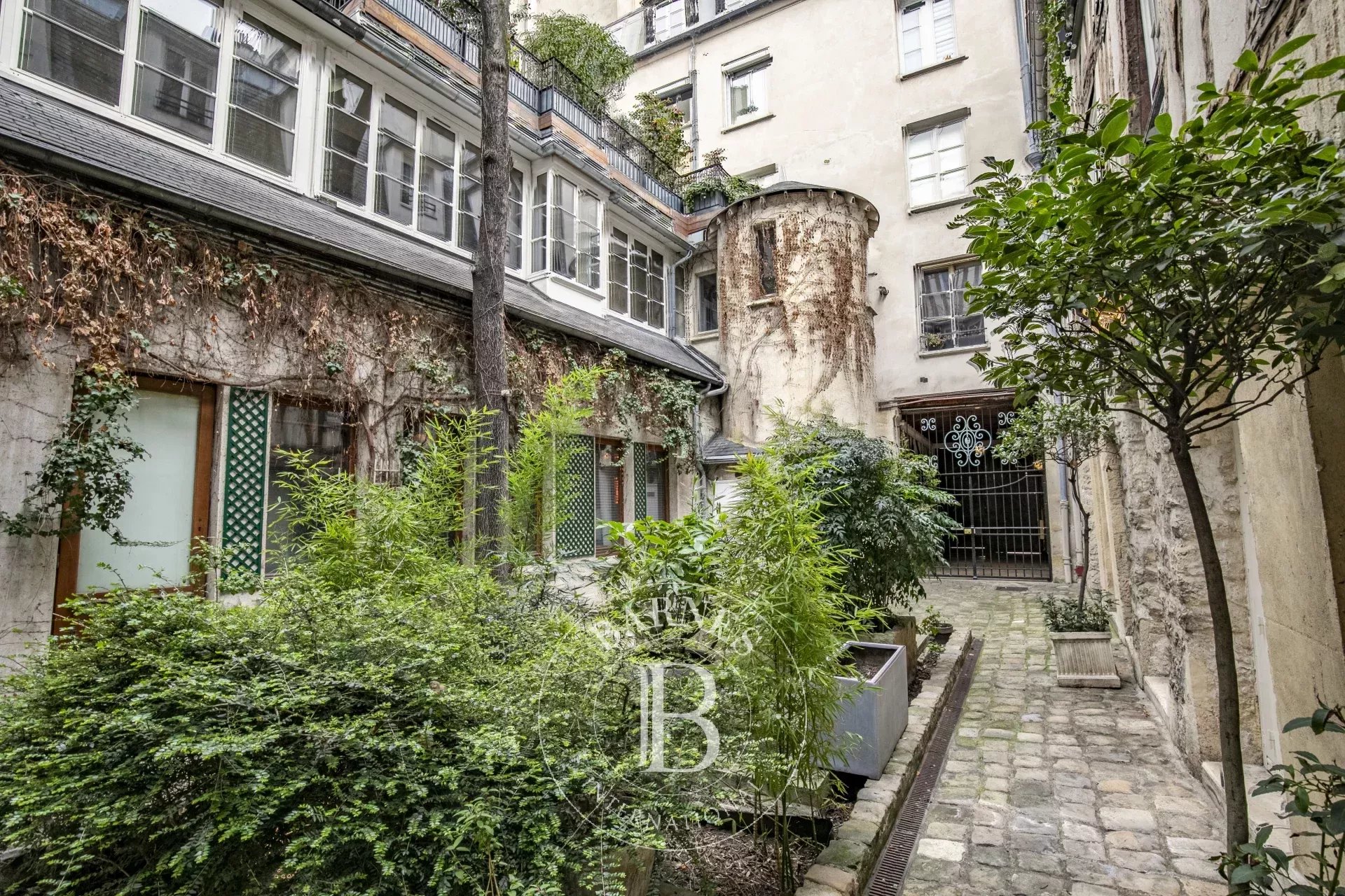 Daire Paris 6ème - picture 11