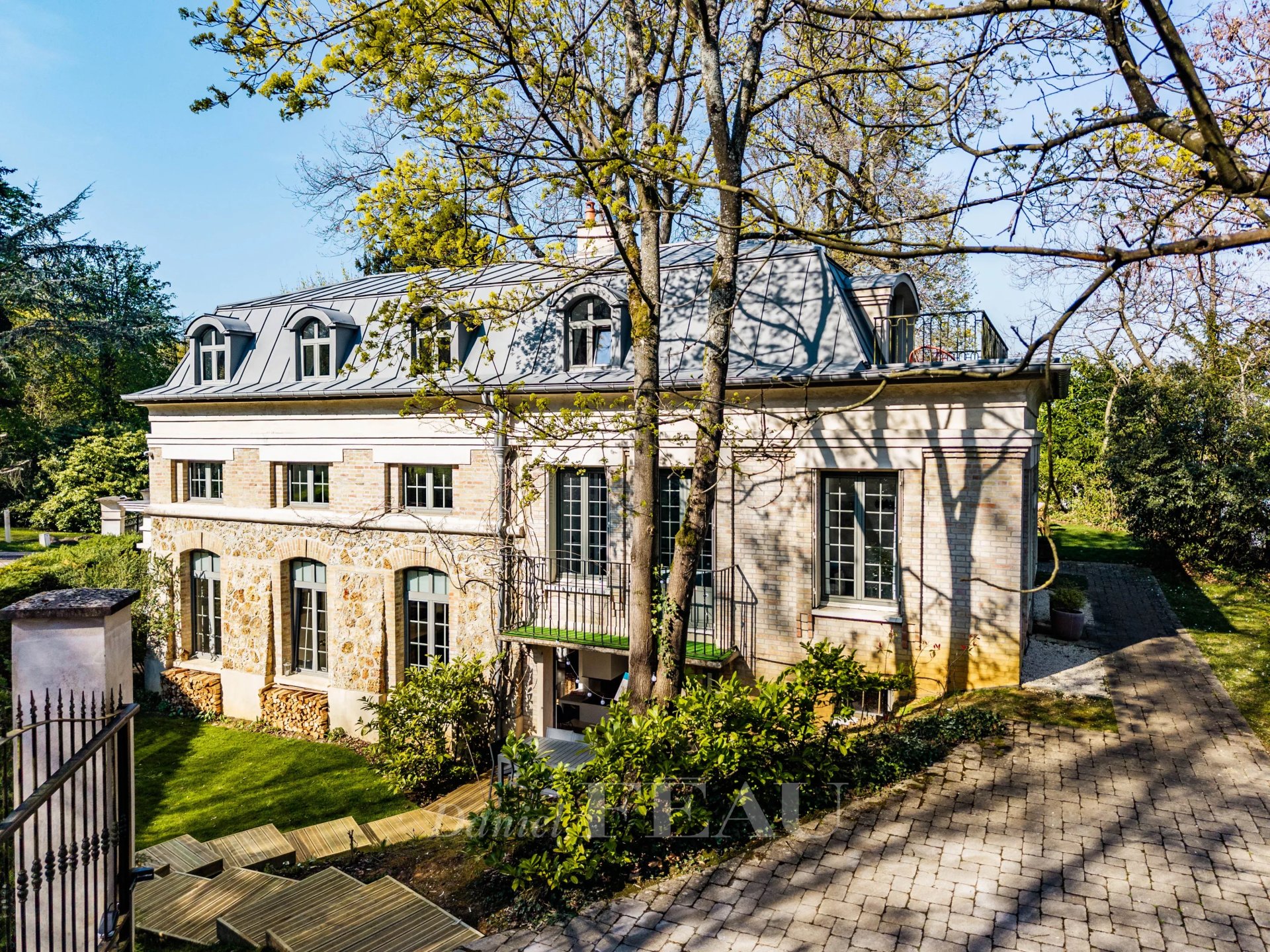 5 Bedroom Villa/Townhouse's Image 25