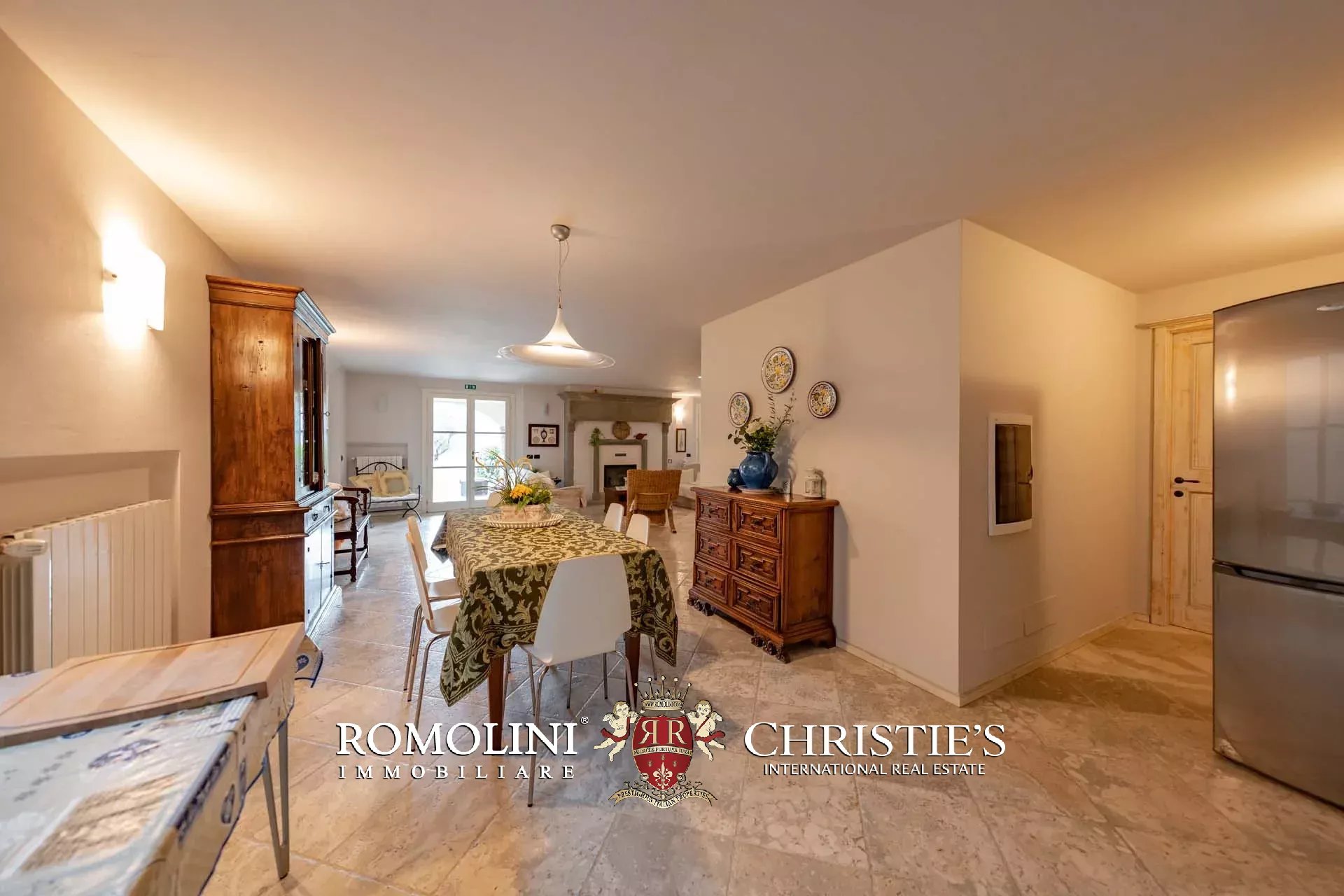 10 Bedroom Villa/Townhouse's Image 114