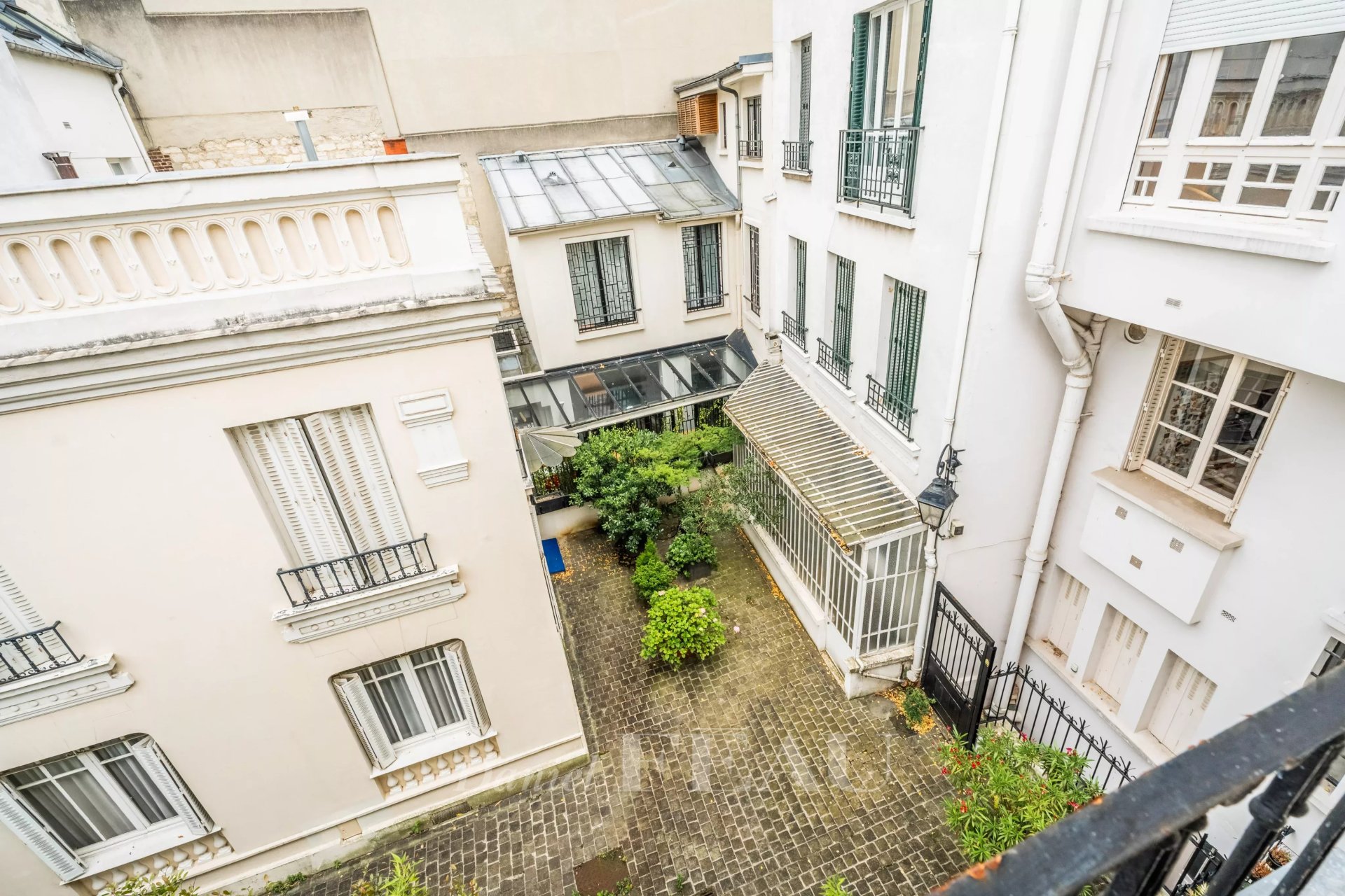 2 Bedroom Apartment/Flat's Image 8