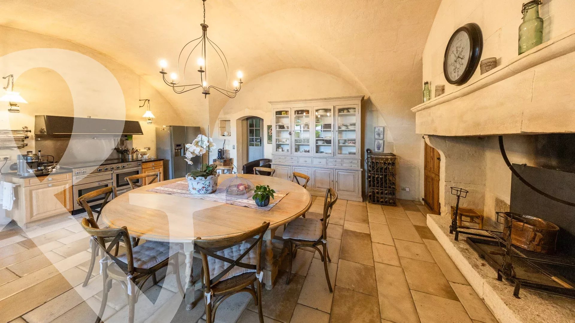 CHARME ET AUTHENTICITE