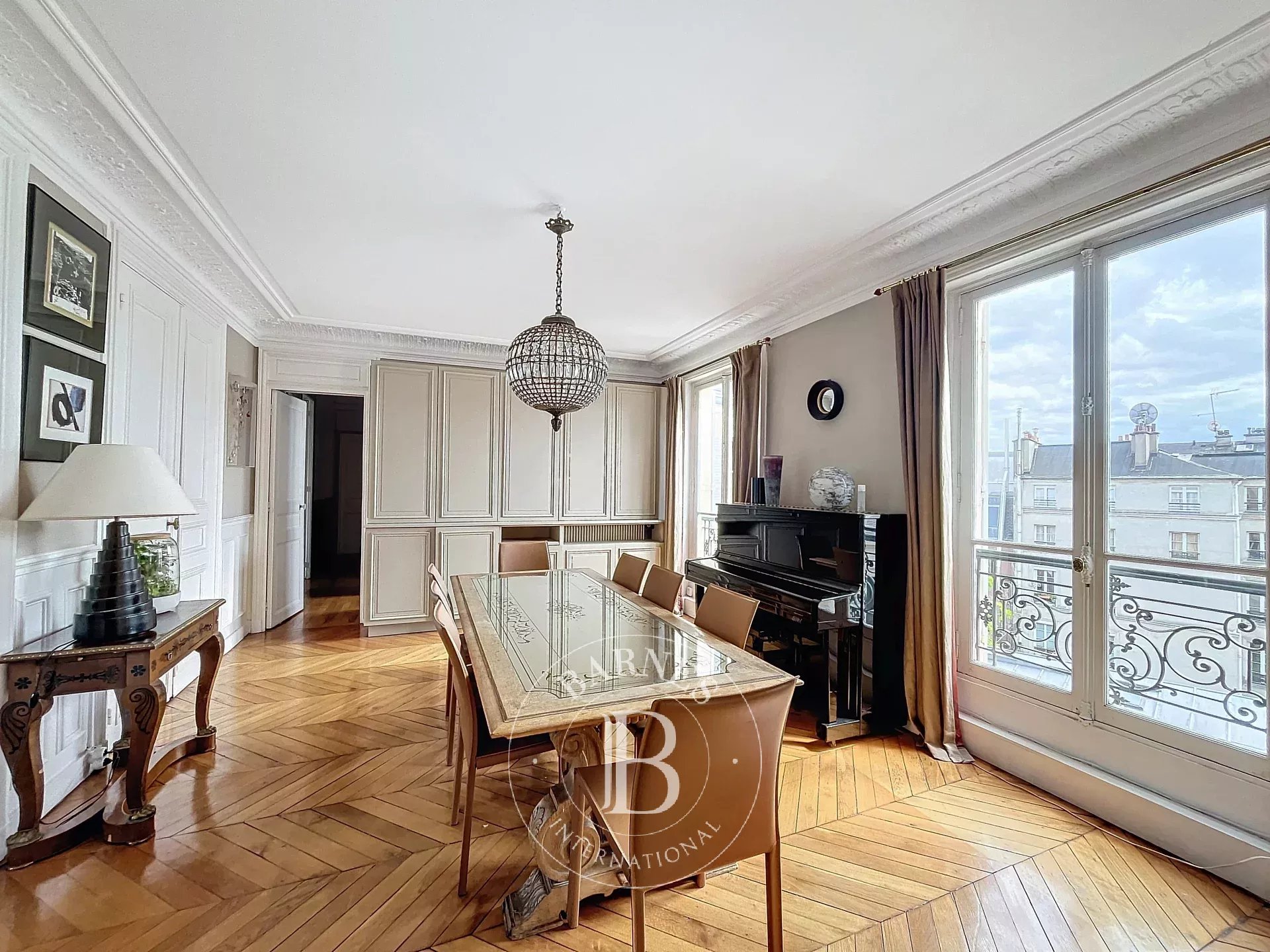 Daire Paris 8ème - picture 4