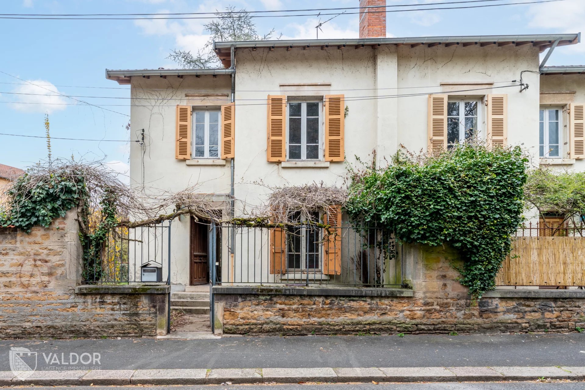 Maison années 30, 4 chambres, jardin et une adresse recherchée
