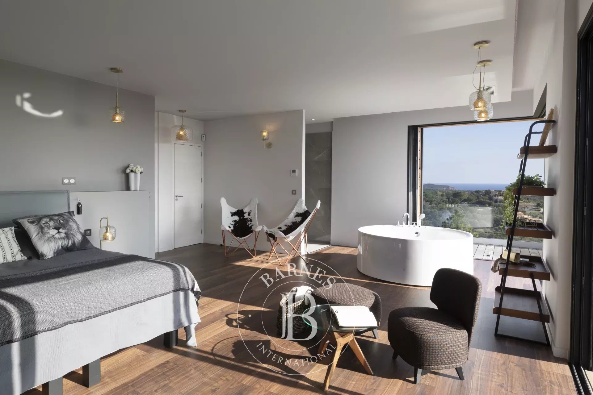 Sainte-Lucie-de-Porto-Vecchio  - Villa  7 Chambres - picture 10