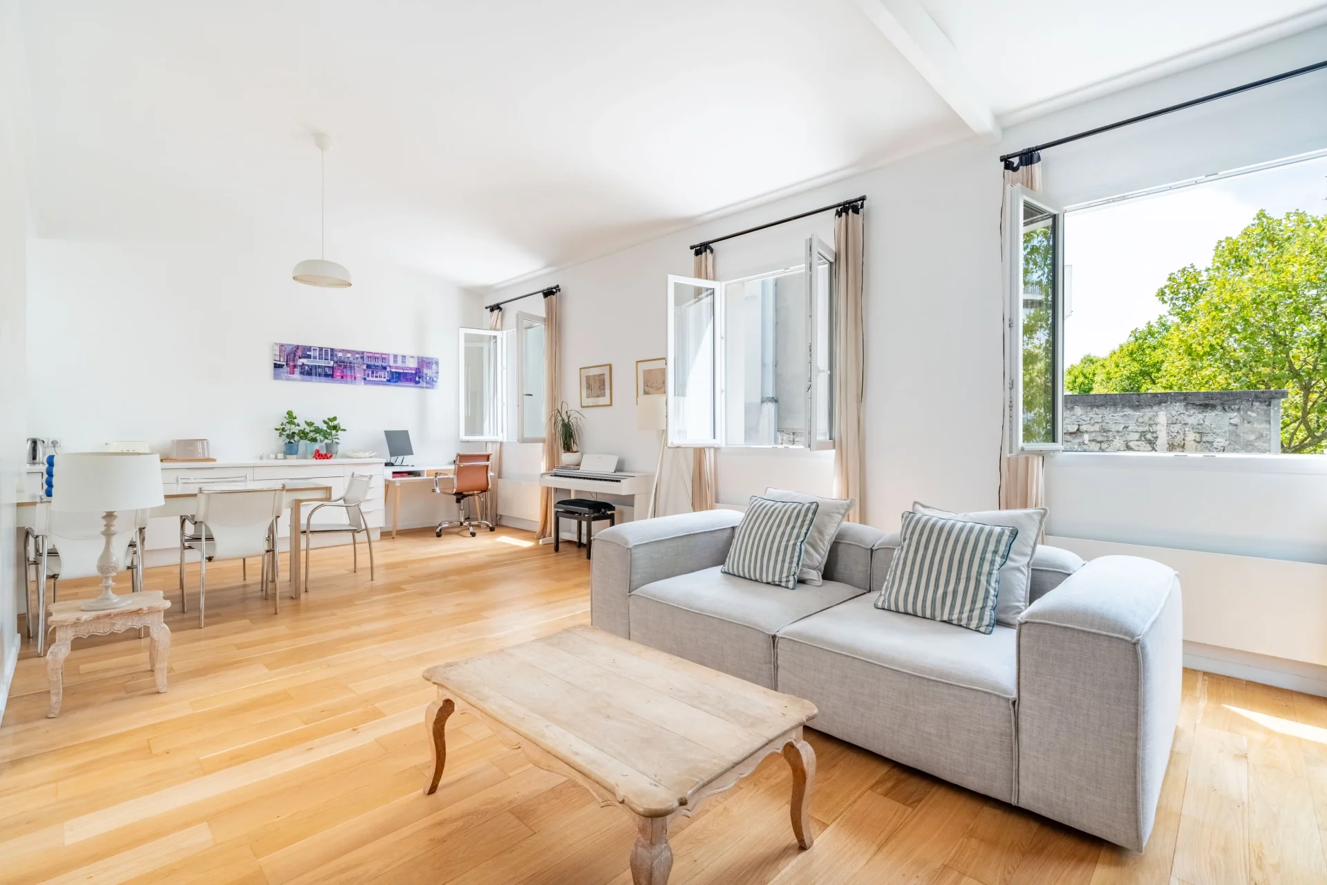 Neuilly-sur-Seine - CHÉZY