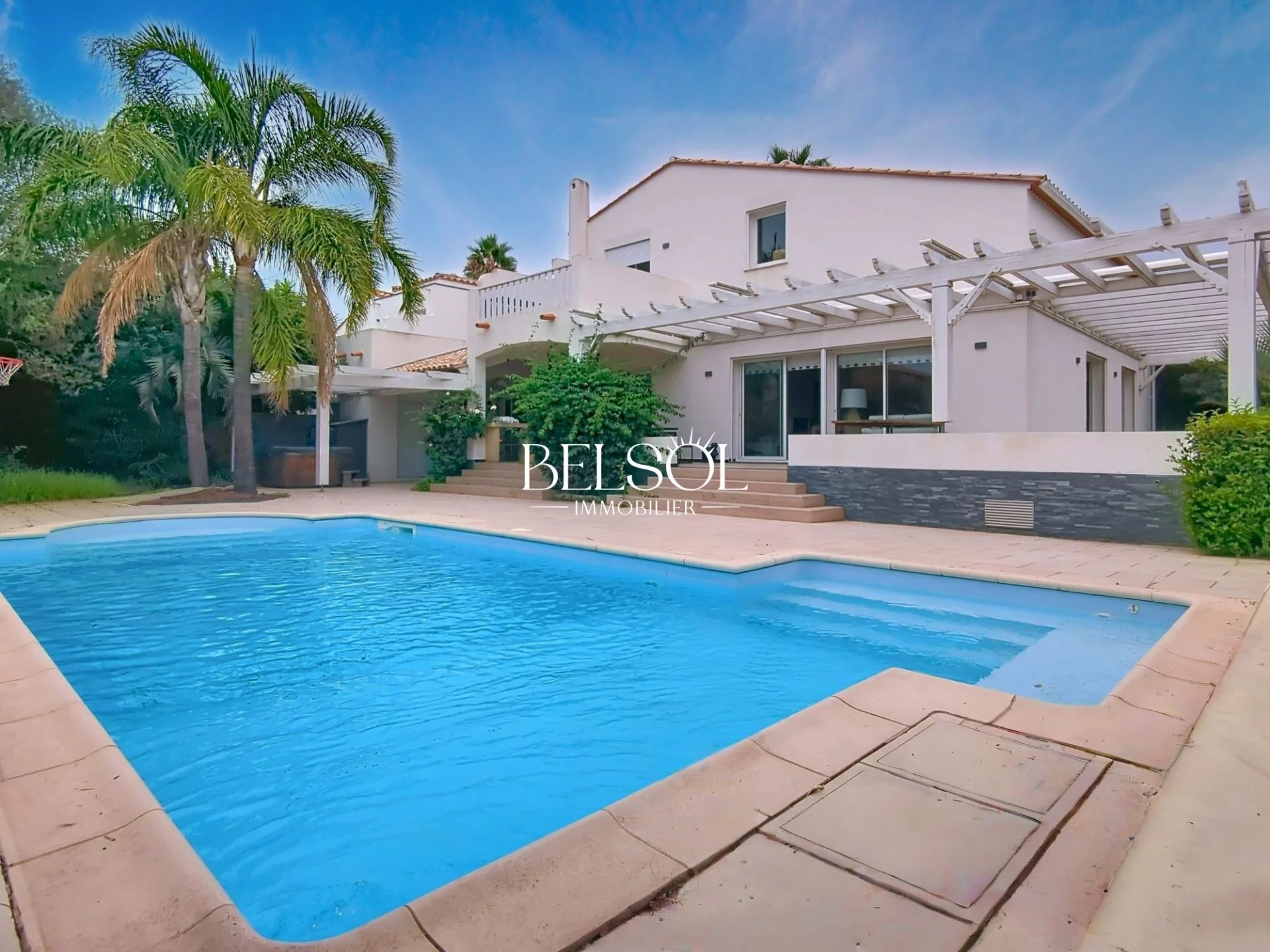 St Cyprien Plage Villa Standing