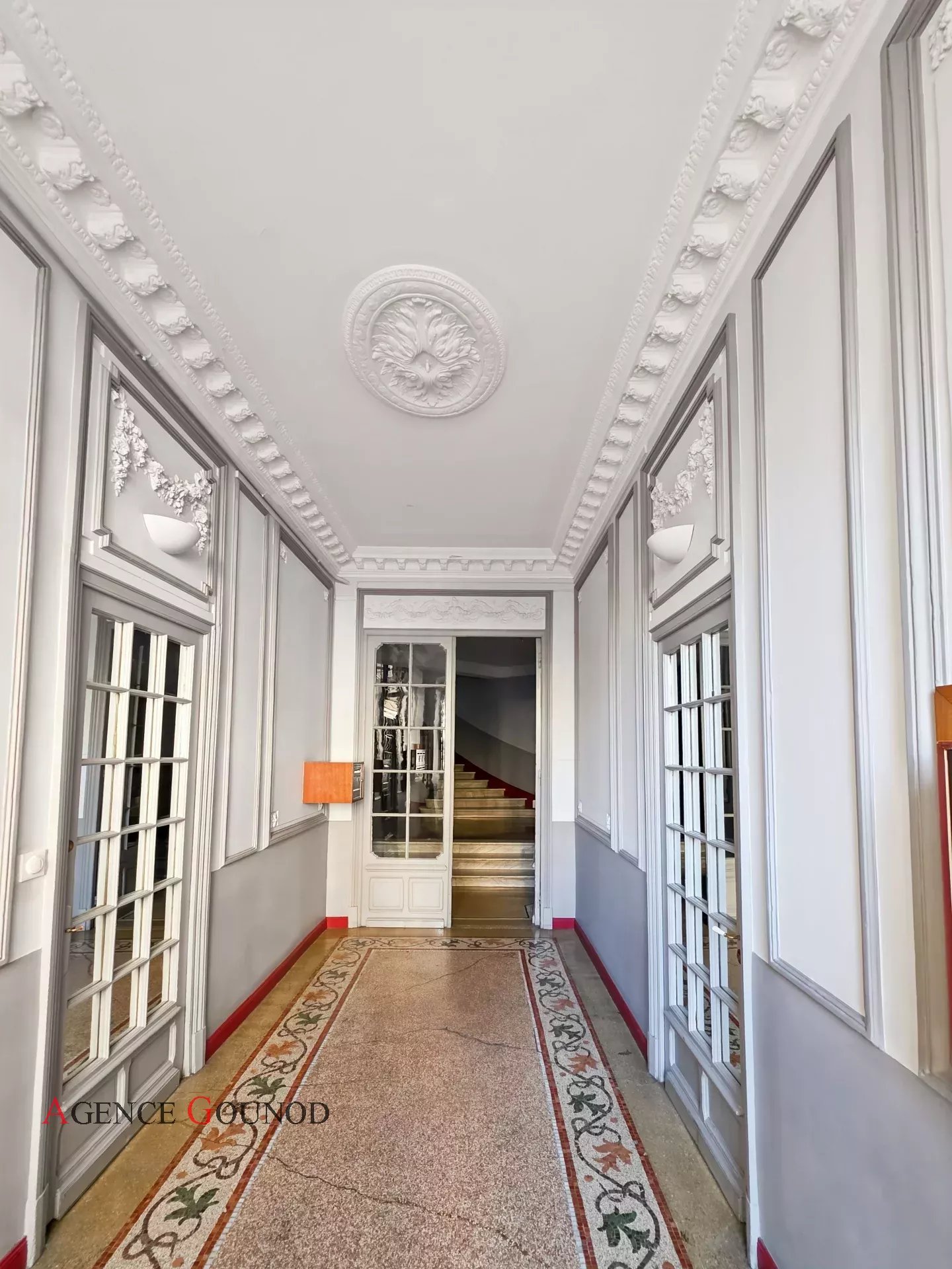 Appartement  - 3 pièces  - 71.01 m2 -  395 000 € - À vendre