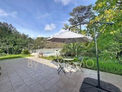 Roquefort les Pins, near town center, superb garden, swimming pool, dependance, commanding position. — photo 1 of 7