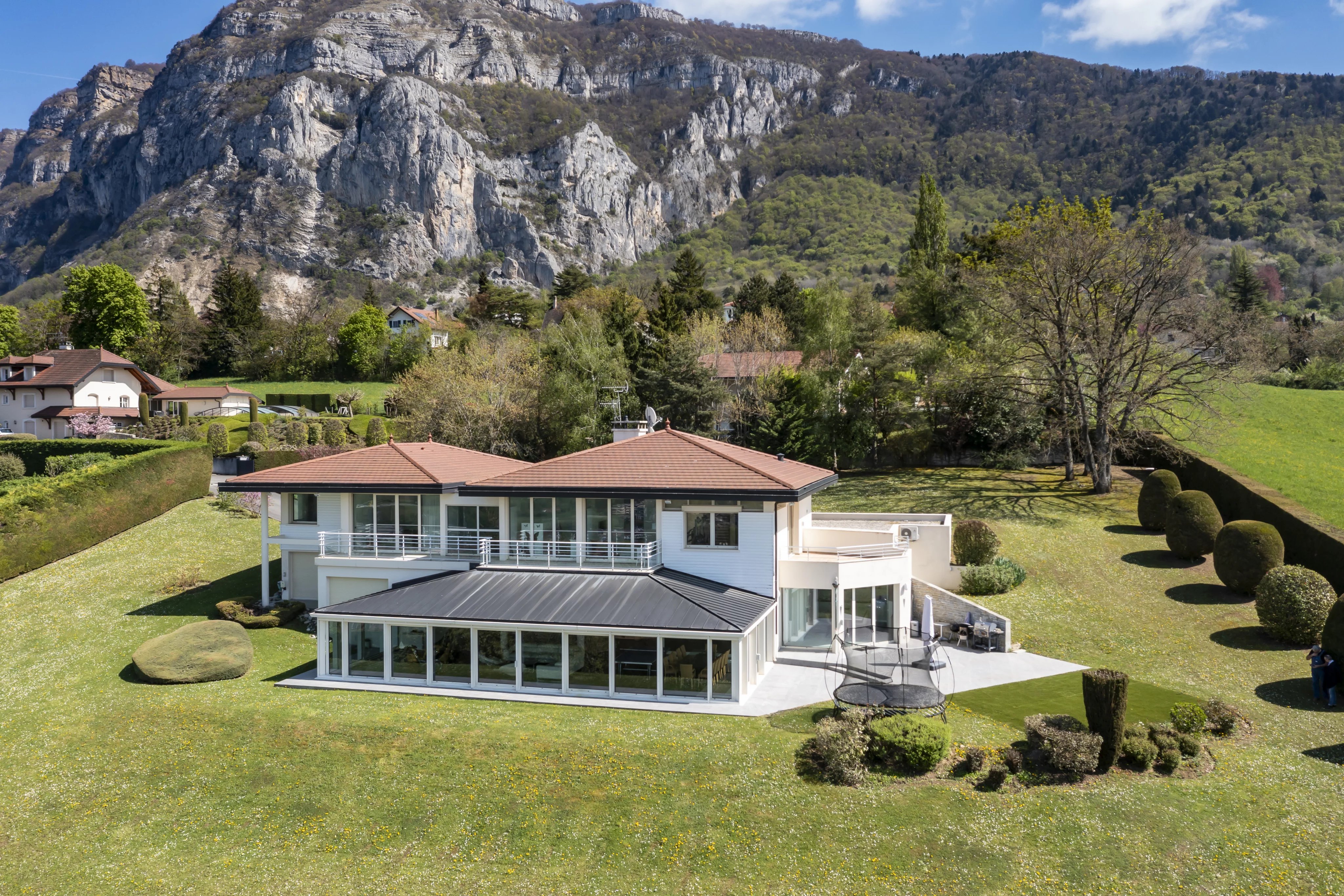 Aussergewöhnliche Villa mit Blick auf See, Berge und Jet d'eau