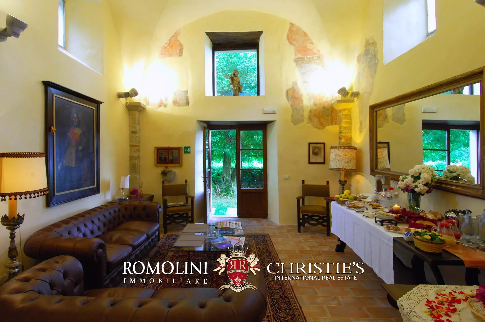 18 Bedroom Villa/Townhouse's Image 25