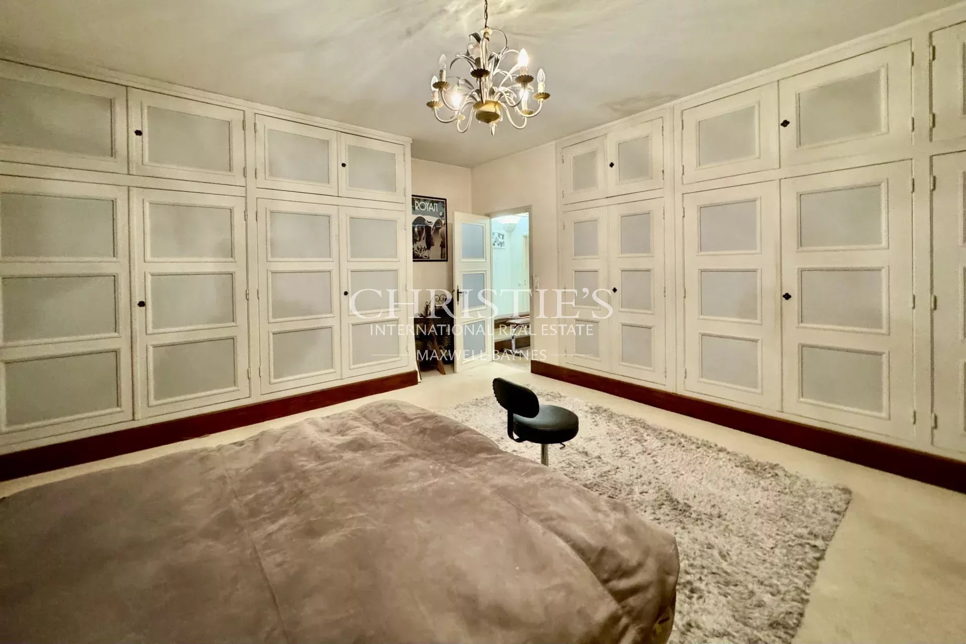 5 Bedroom Villa/Townhouse's Image 20