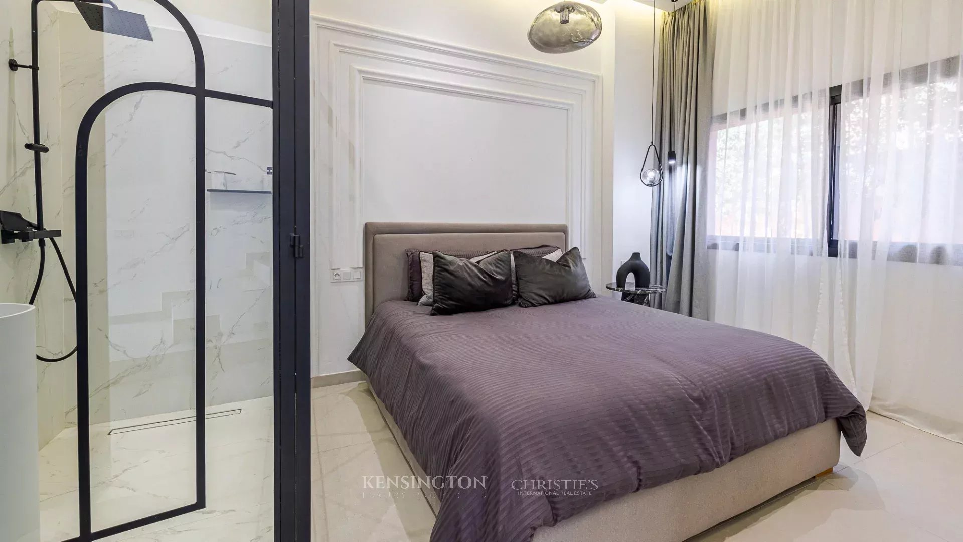 5 Bedroom Villa/Townhouse's Image 15