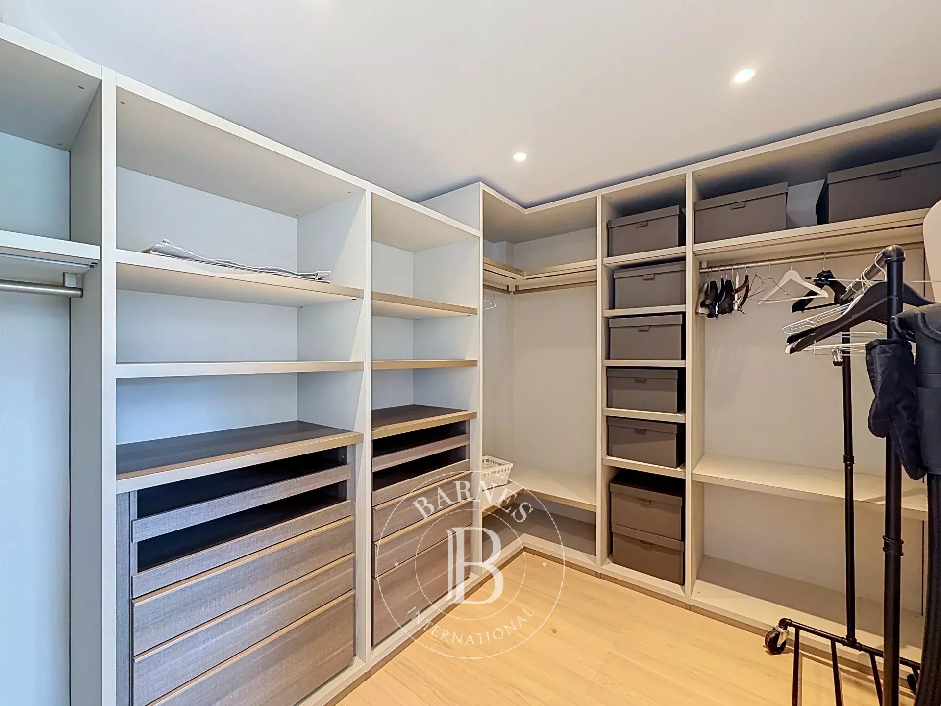 Neuilly-sur-Seine  - Appartement 5 Pi&egrave;ces 3 Chambres - picture 13