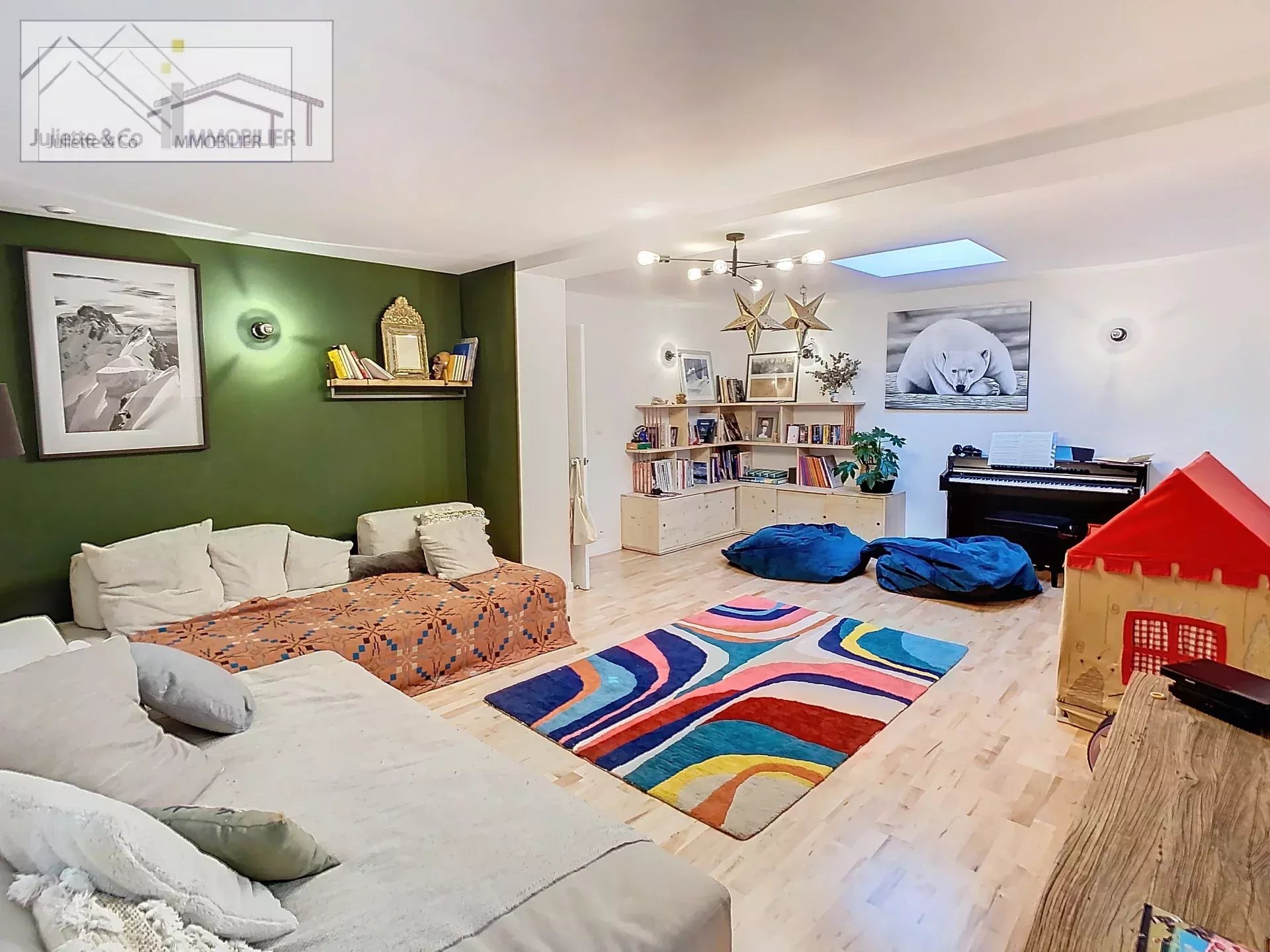Photo of 4 bedroom for sale in center with garden