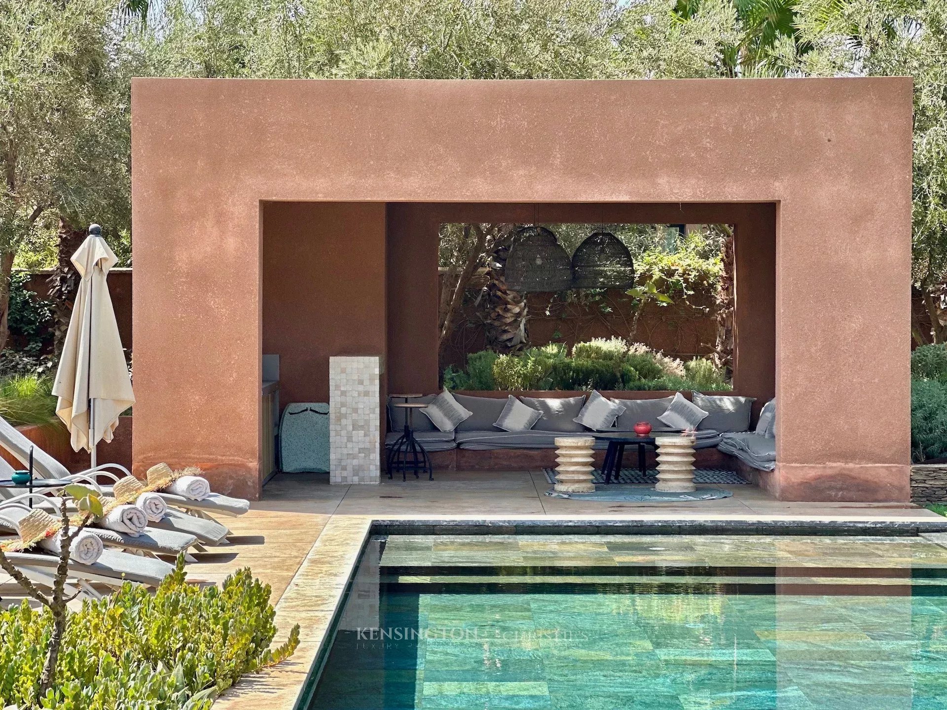 4 Bedroom Villa/Townhouse's Image 5