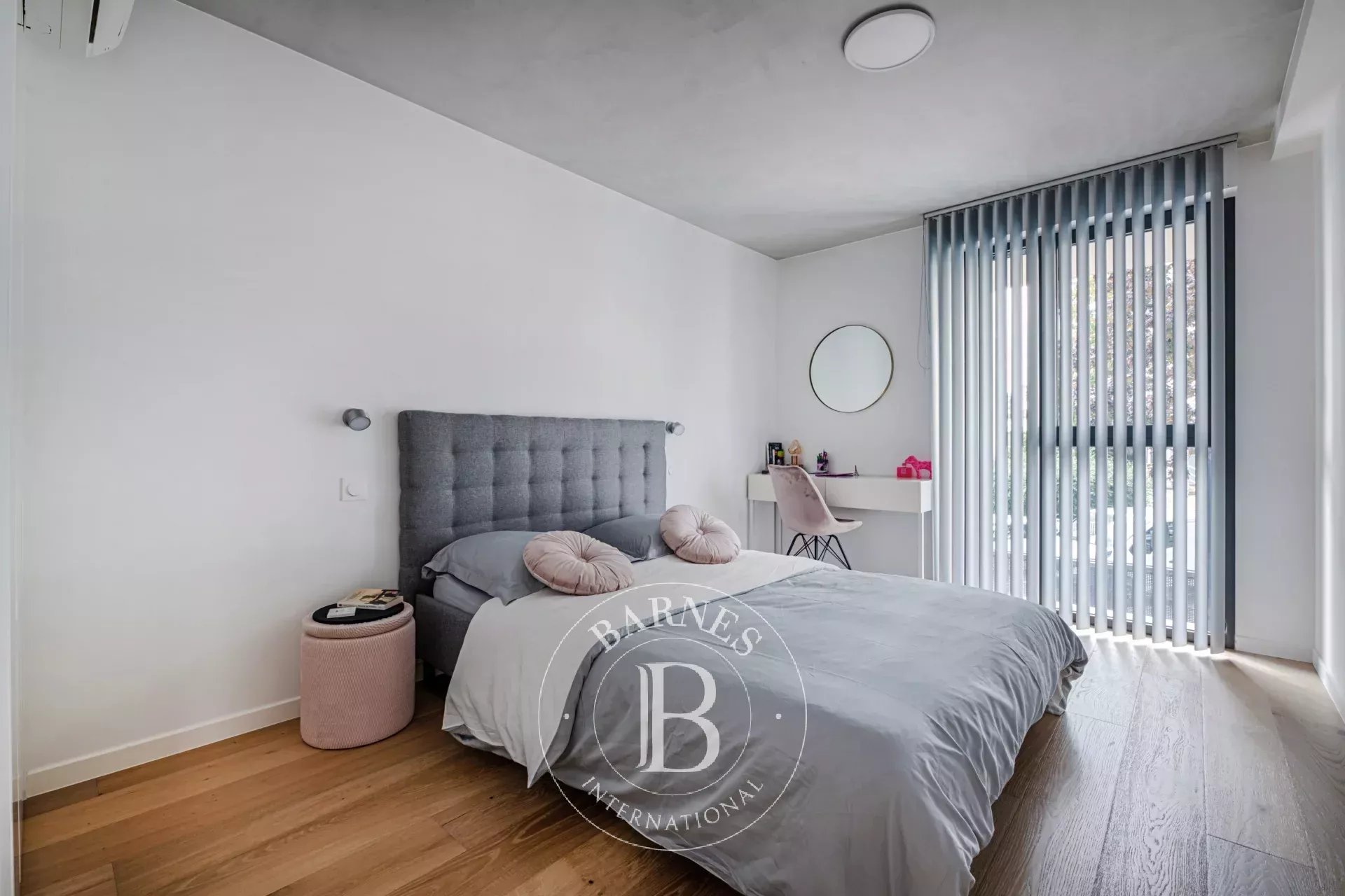 Daire Issy-les-Moulineaux - picture 18