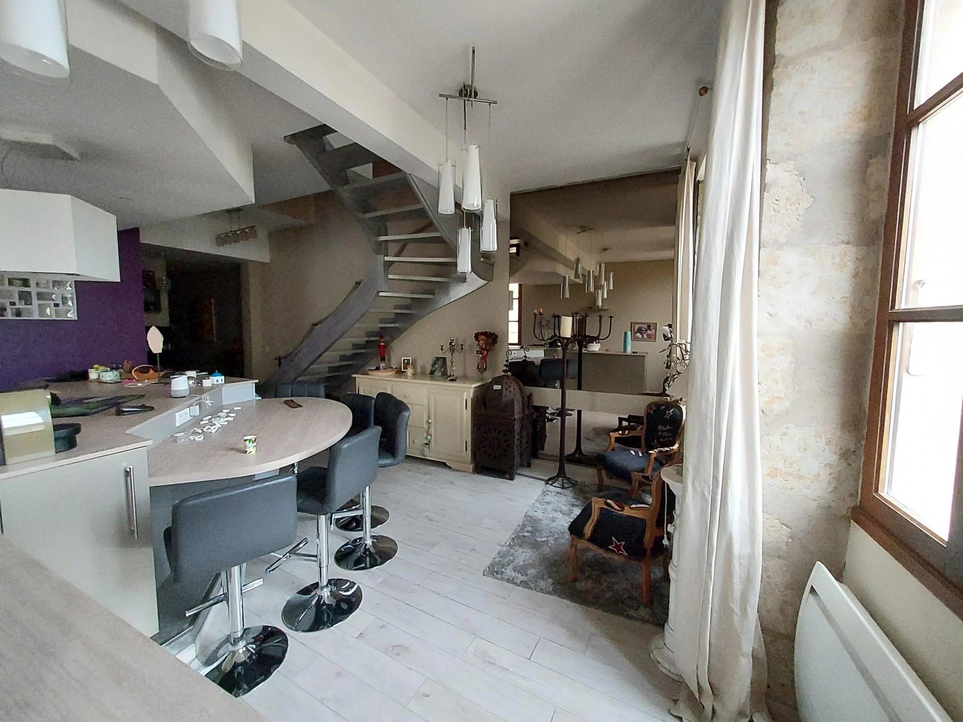 Agence immobilière de 