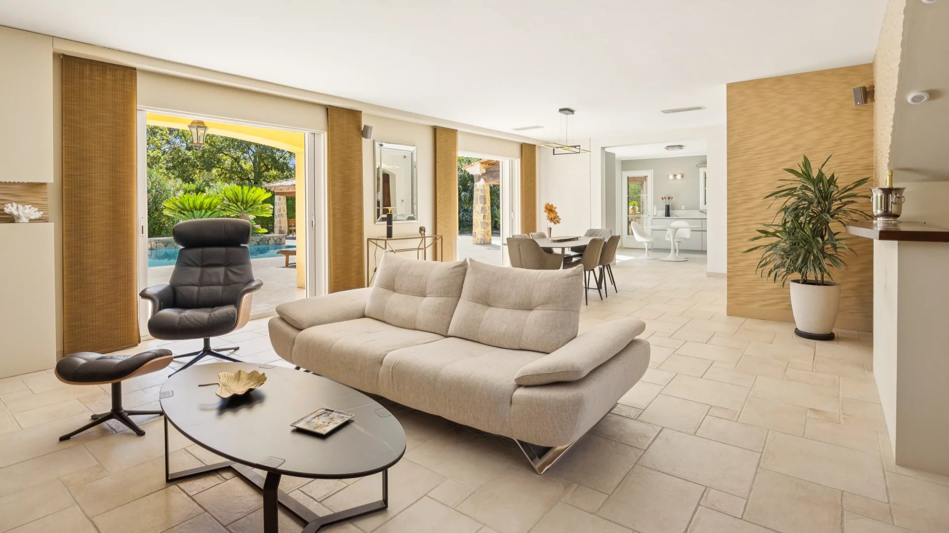 Villa with Guest House and Pool, in the Heart of a Sought-After Area of Fayence