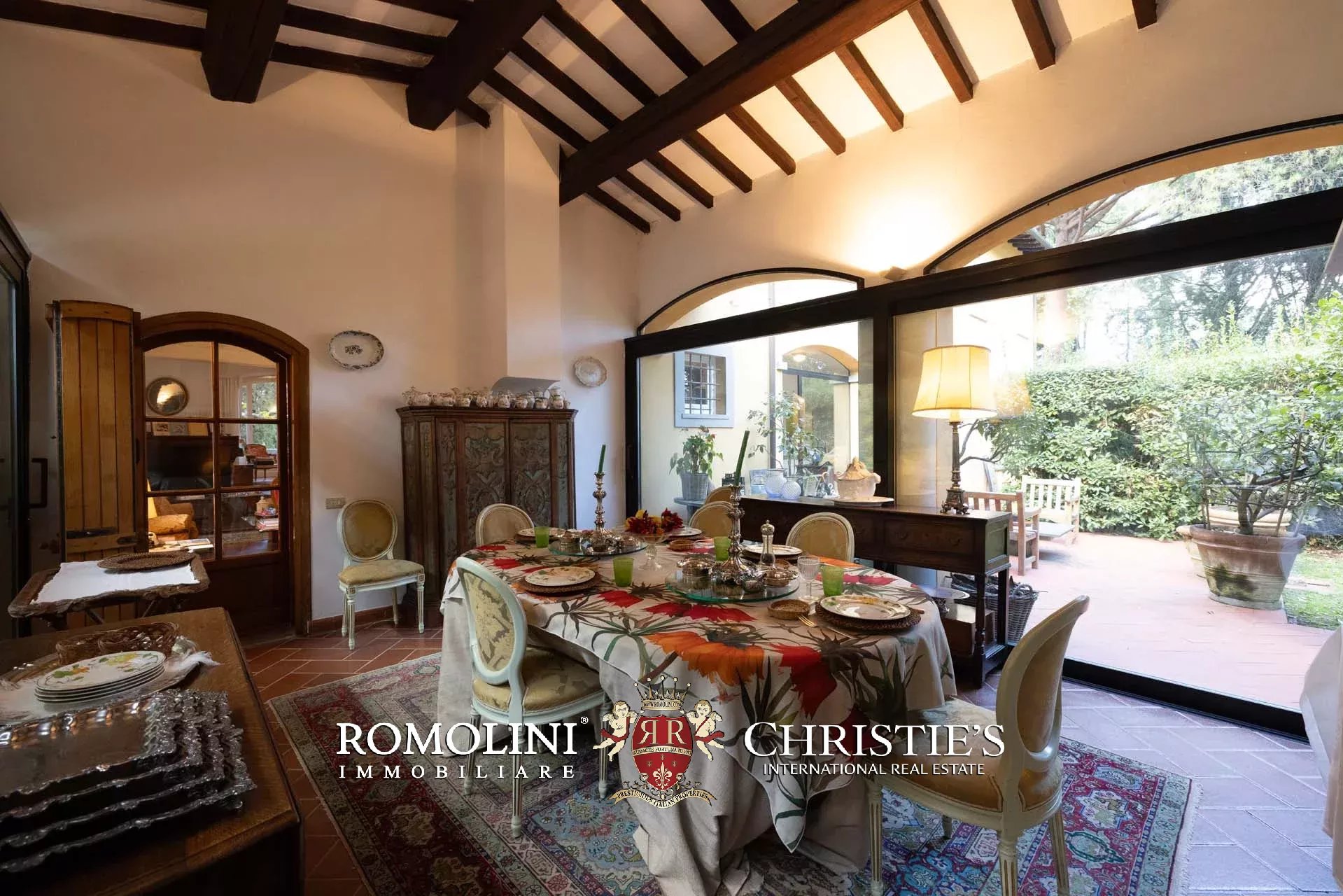 4 Bedroom Villa/Townhouse's Image 25