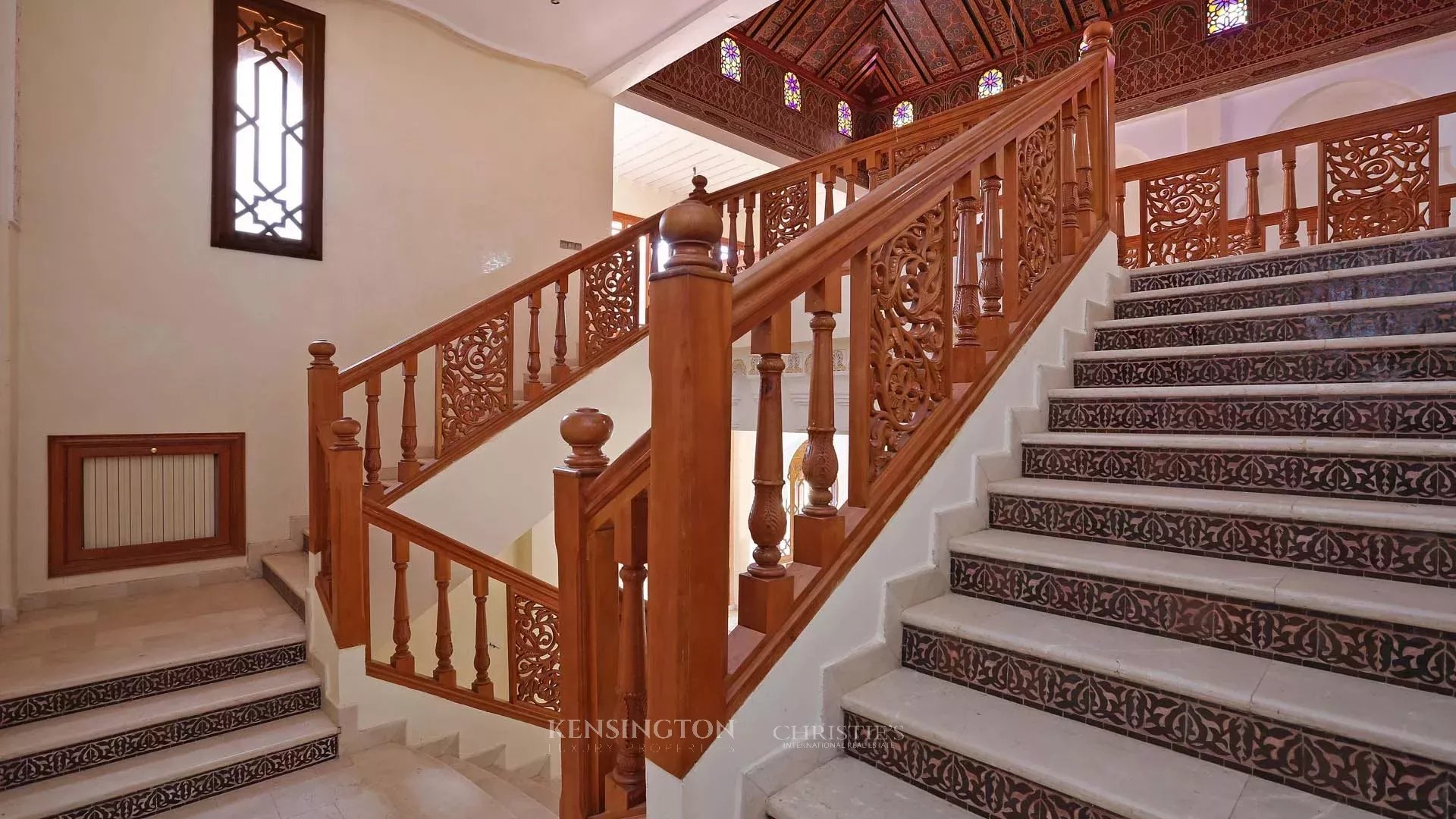 10 Bedroom Villa/Townhouse's Image 20