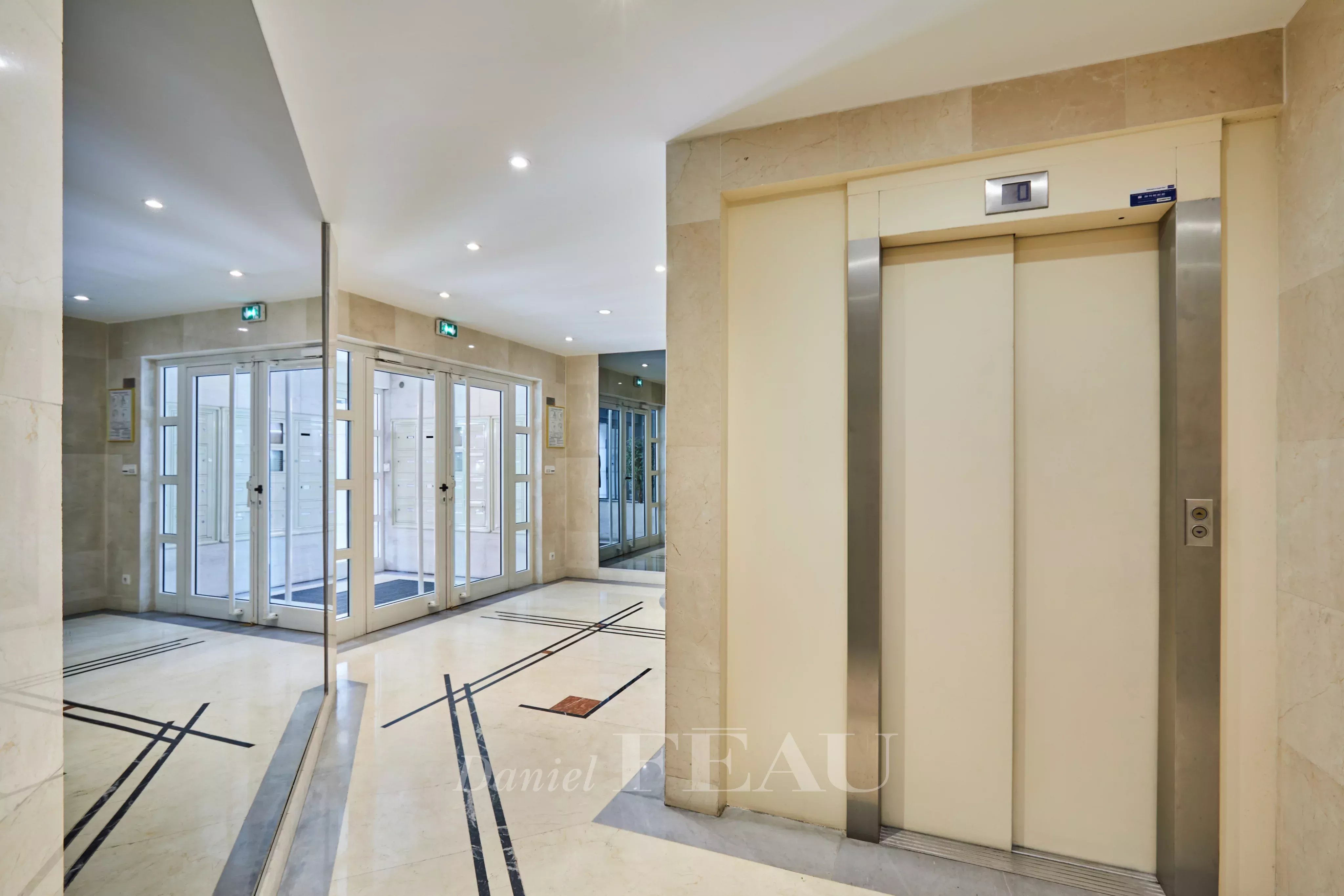 Hall d'immeuble