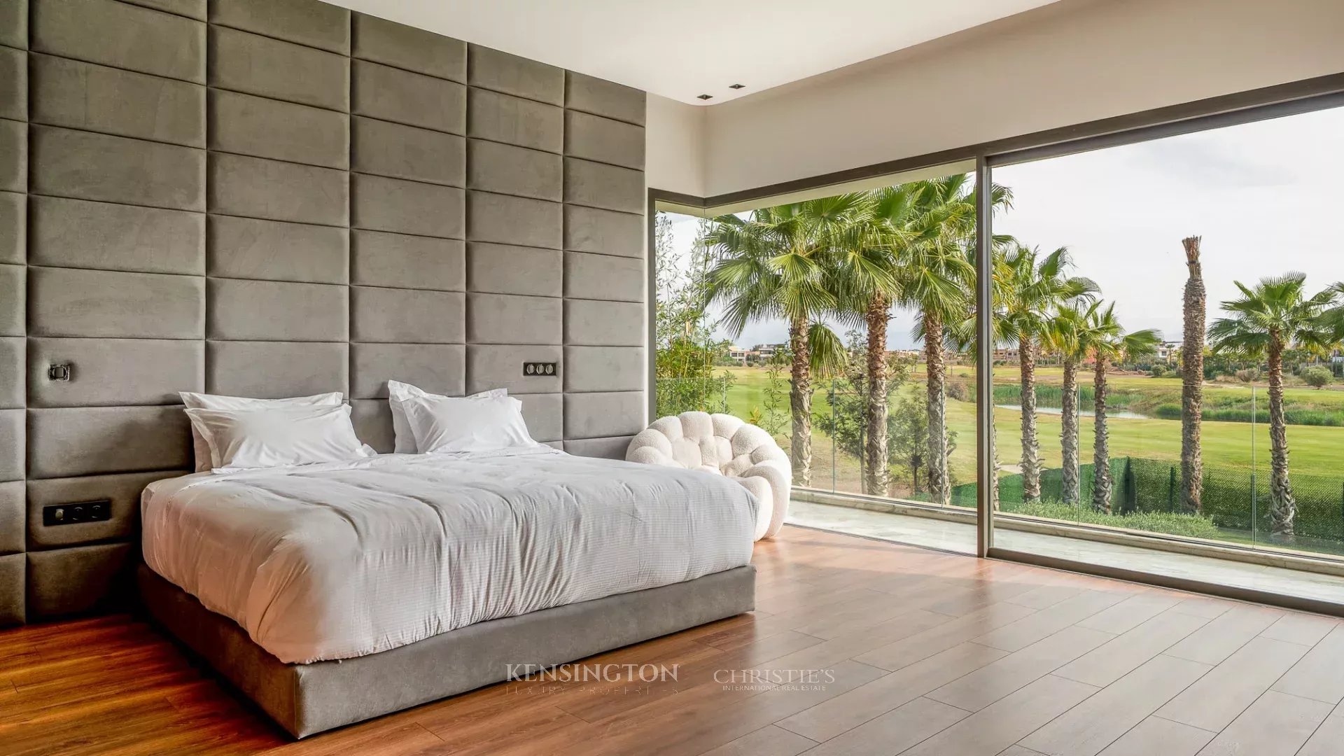 5 Bedroom Villa/Townhouse's Image 53