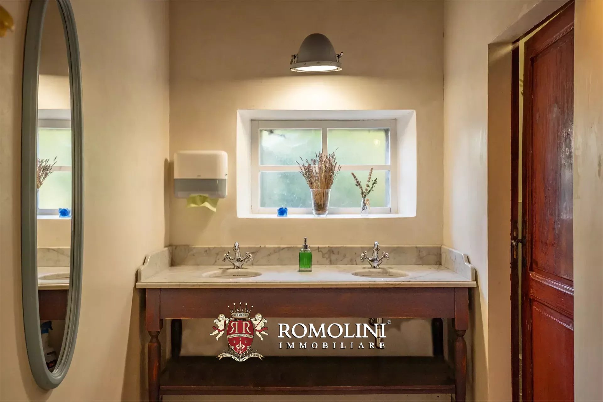10 Bedroom Villa/Townhouse's Image 72
