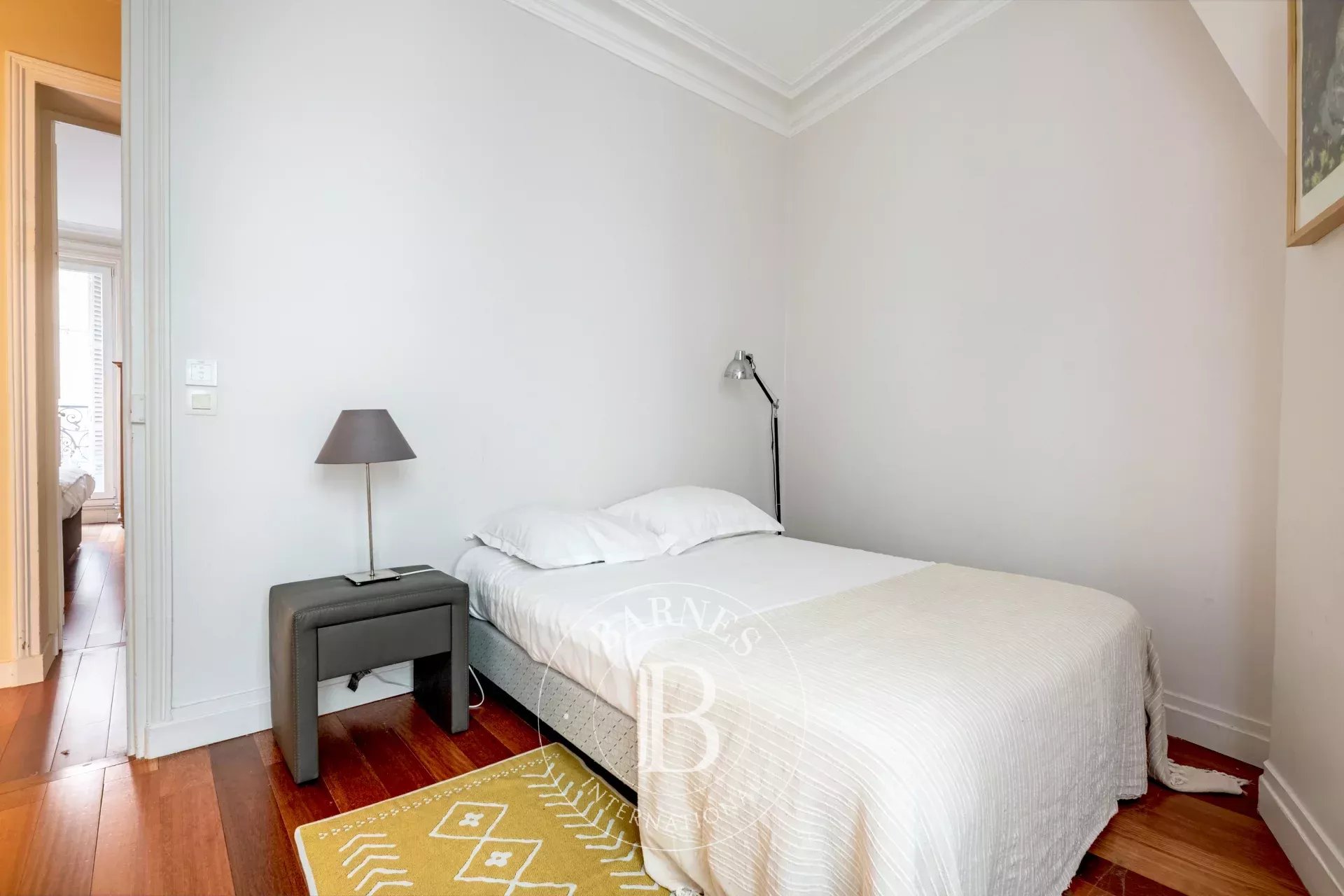 Daire Paris 4ème - picture 17