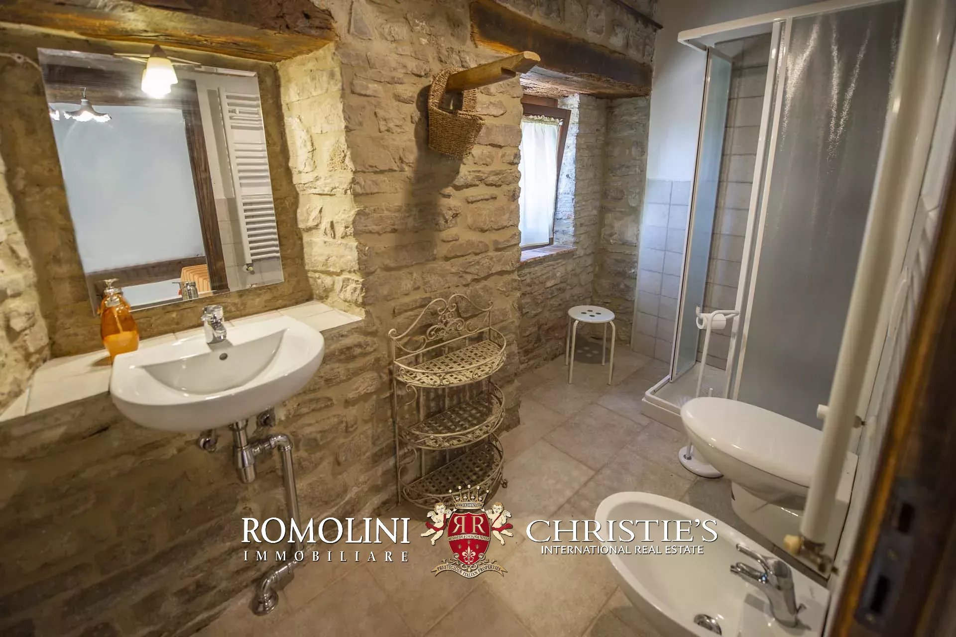 11 Bedroom Villa/Townhouse's Image 36