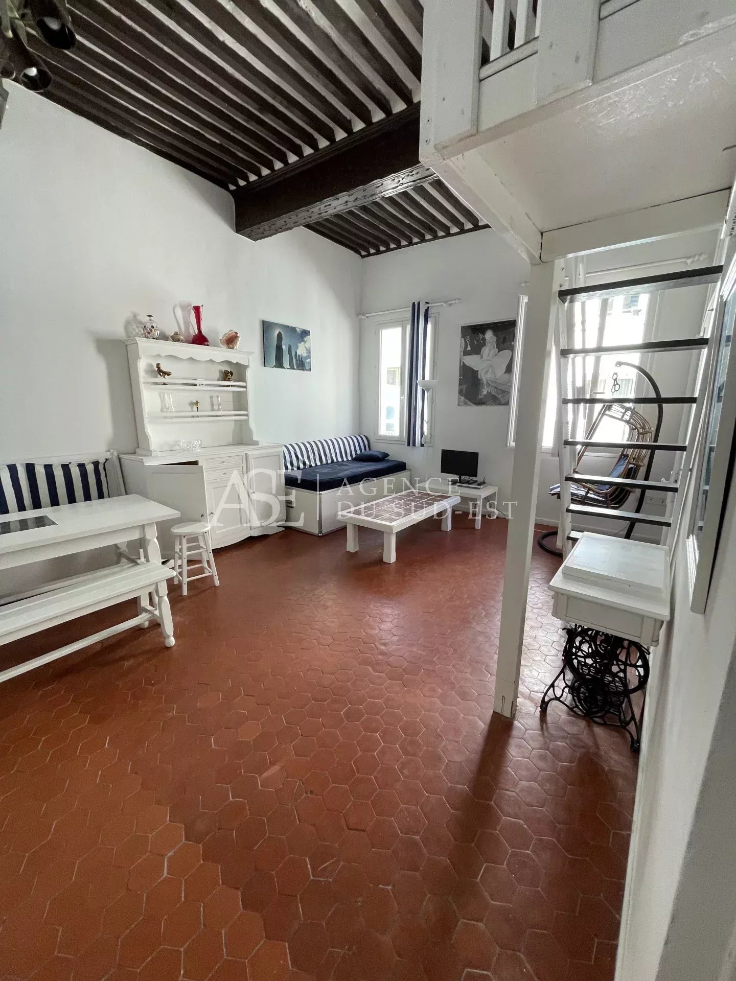 Agence immobilière de 