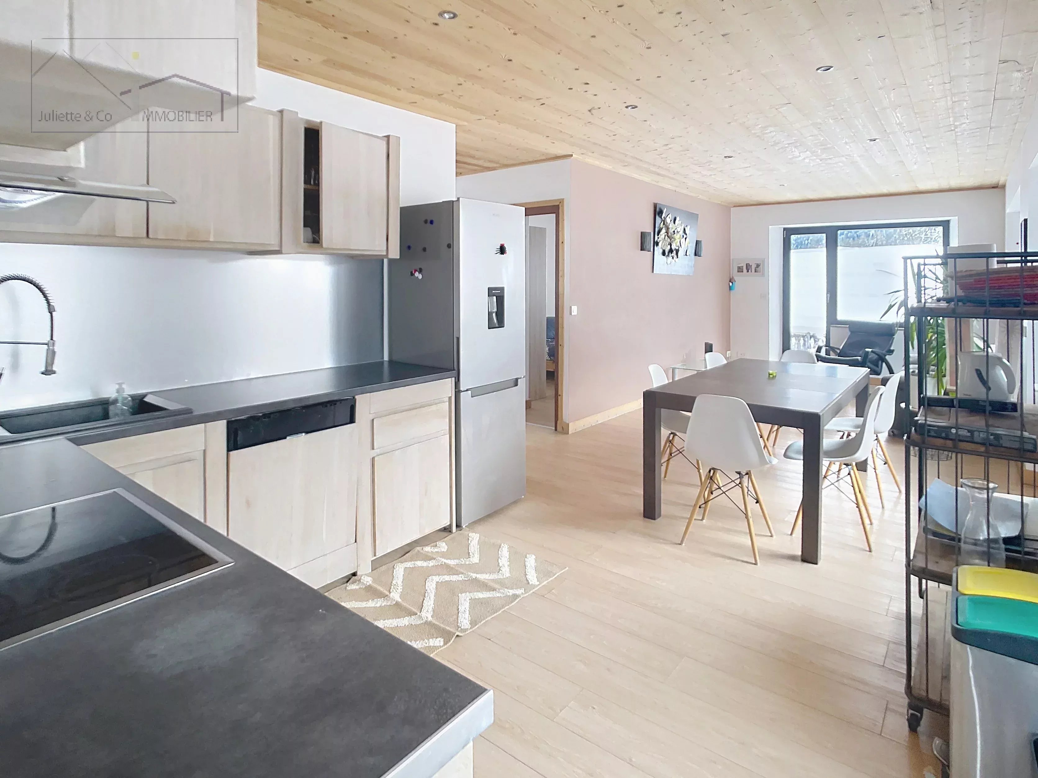 Photo of Spacious apartment in the Chavants area