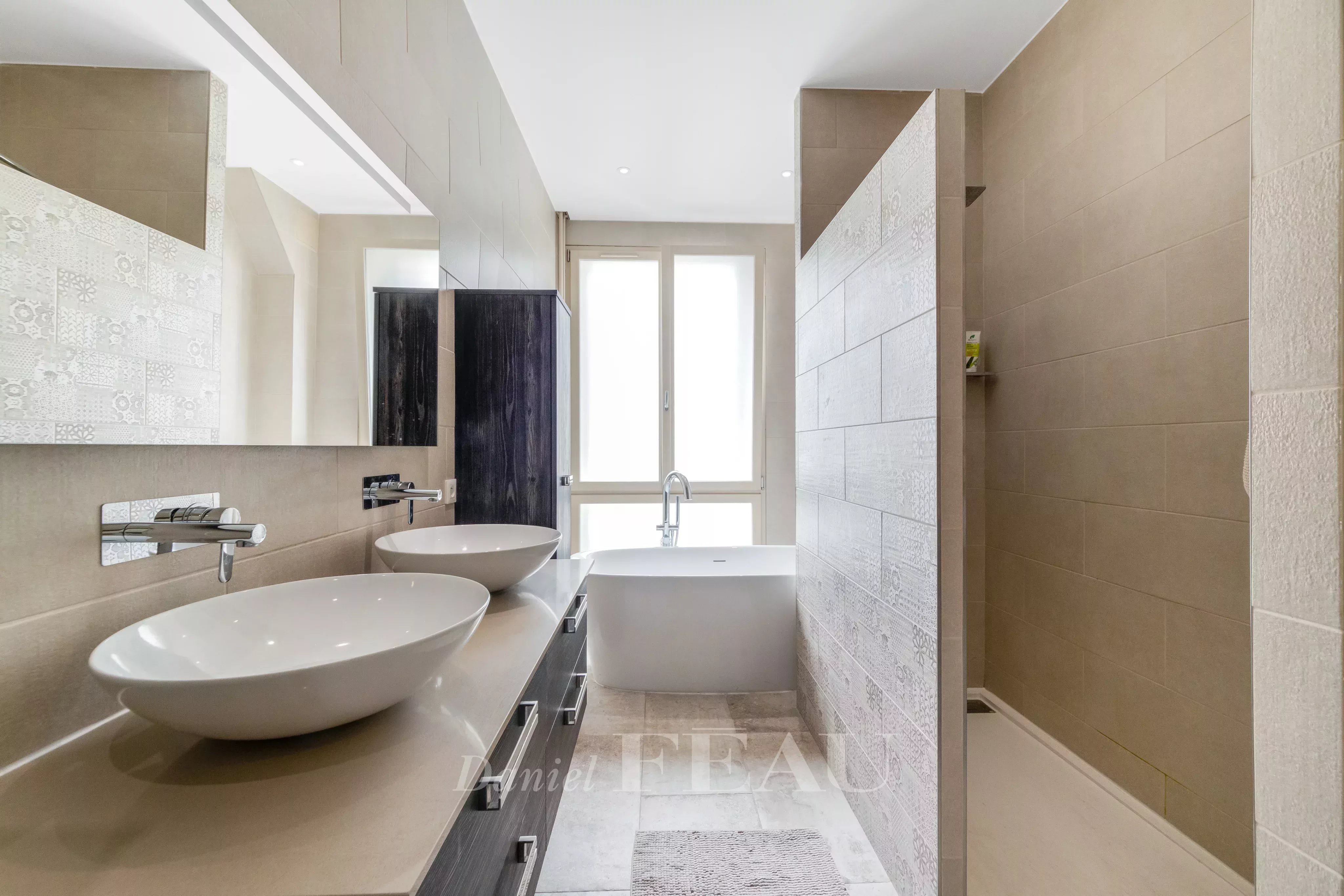 Rental Apartment Paris 17th