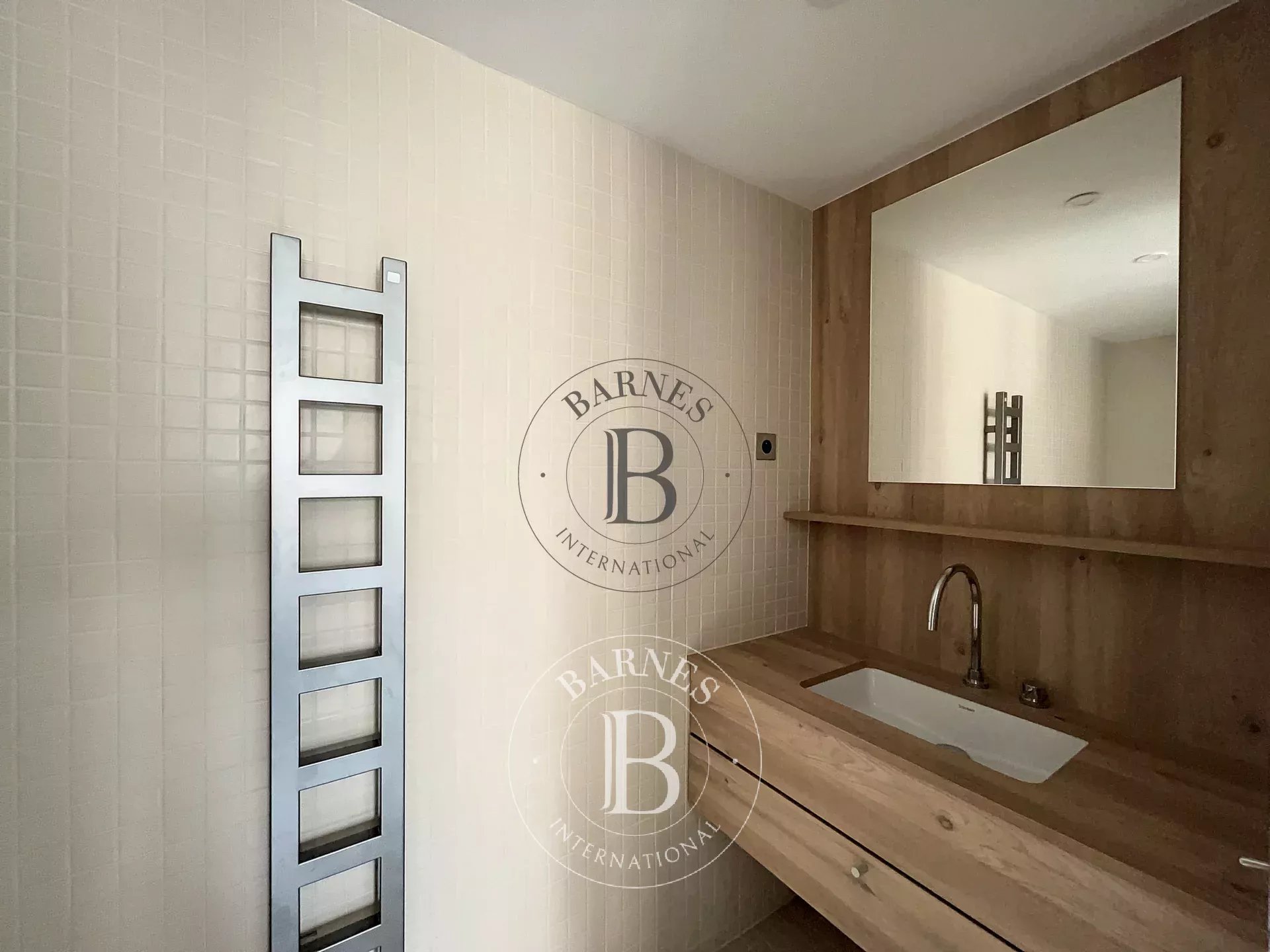 Daire Paris 8ème - picture 10