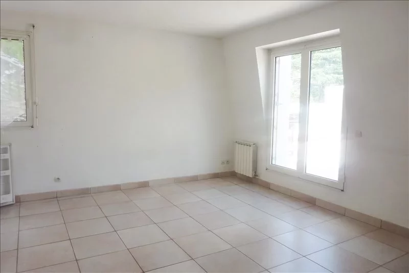 location-appartement-1-piece-le-plessis-robinson-83876411