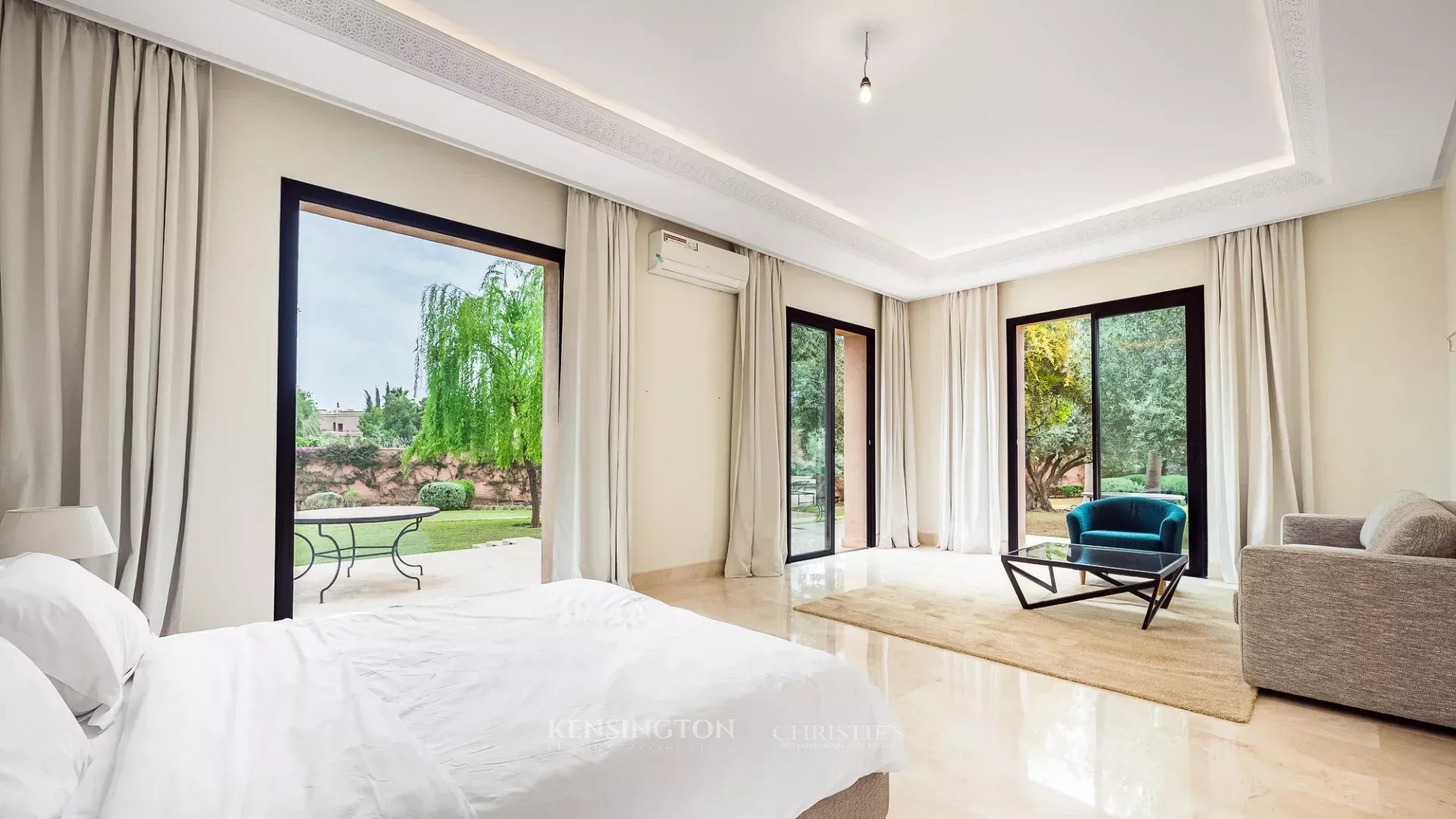 6 Bedroom Villa/Townhouse's Image 41