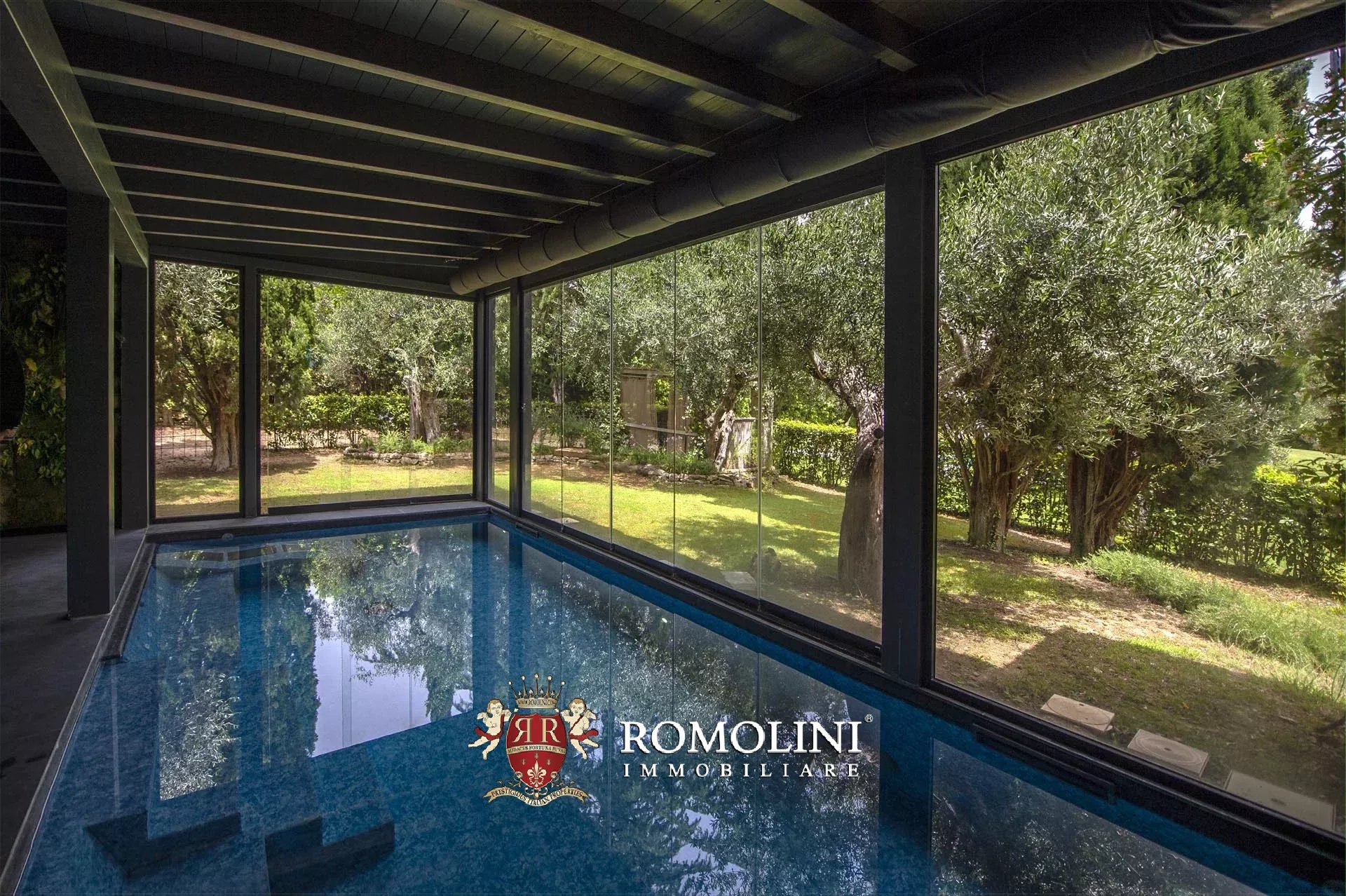 12 Bedroom Villa/Townhouse's Image 21