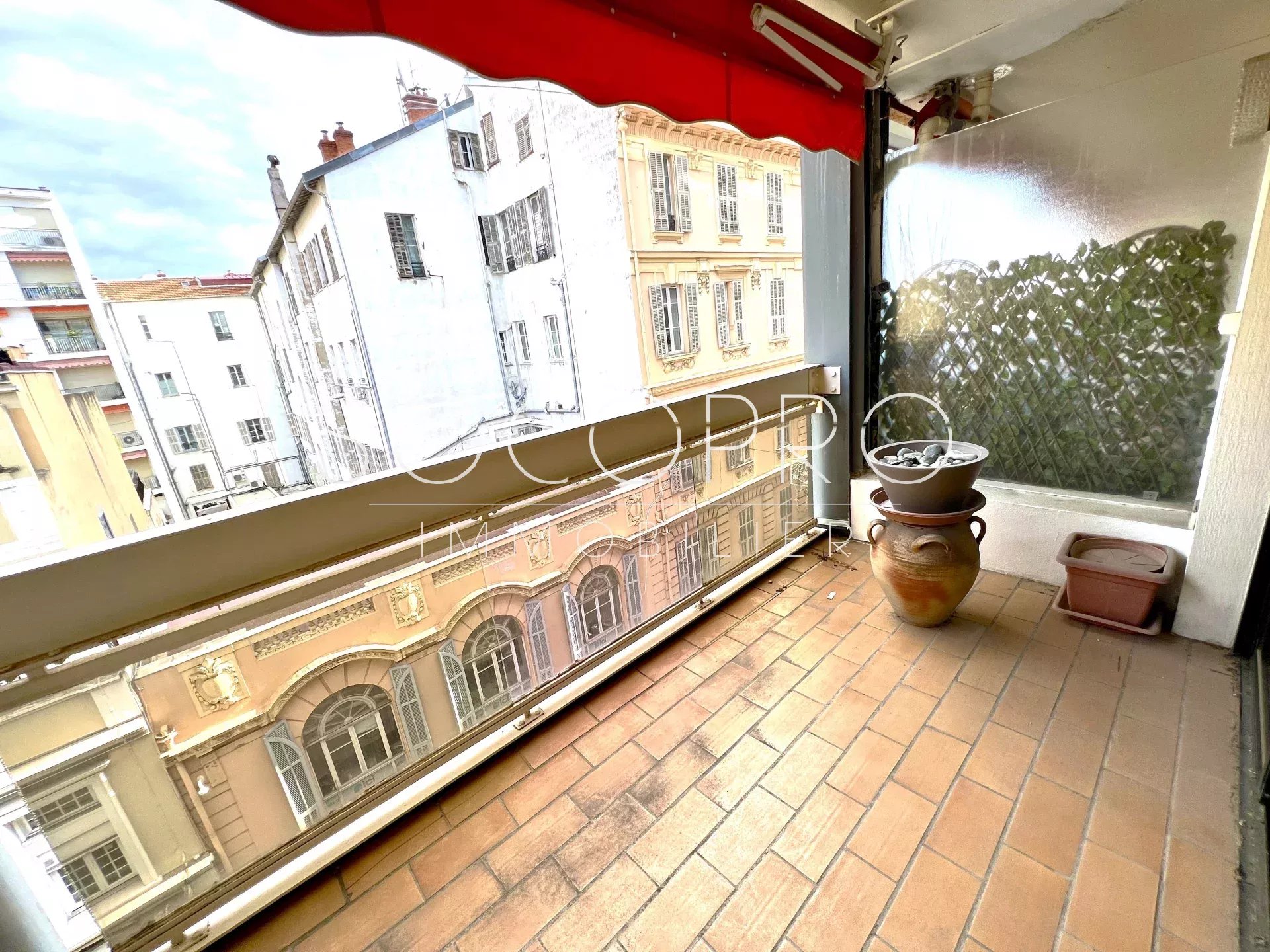 2 pièces terrasse - Nice Carré d'or