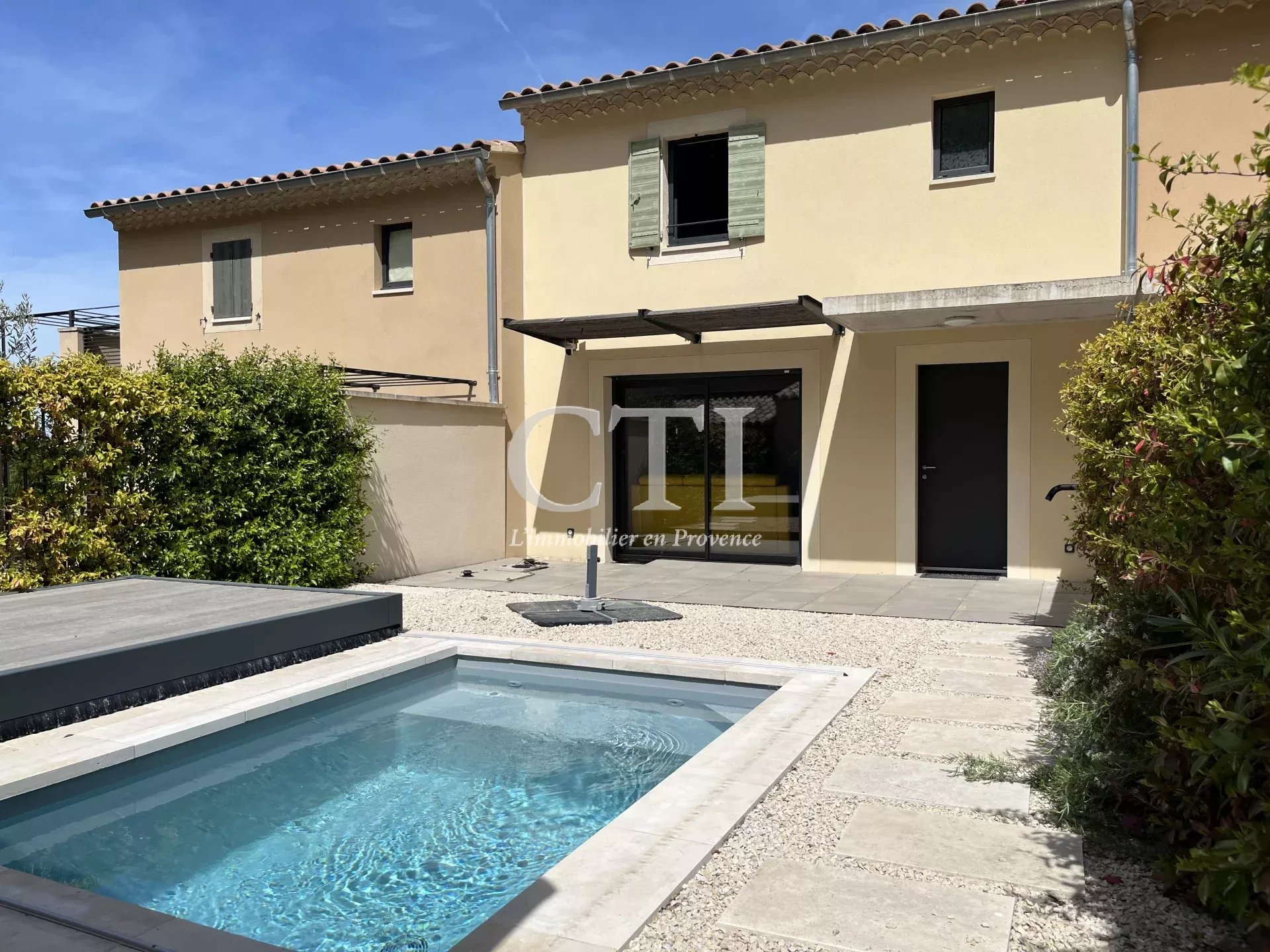 Agence immobilière de 