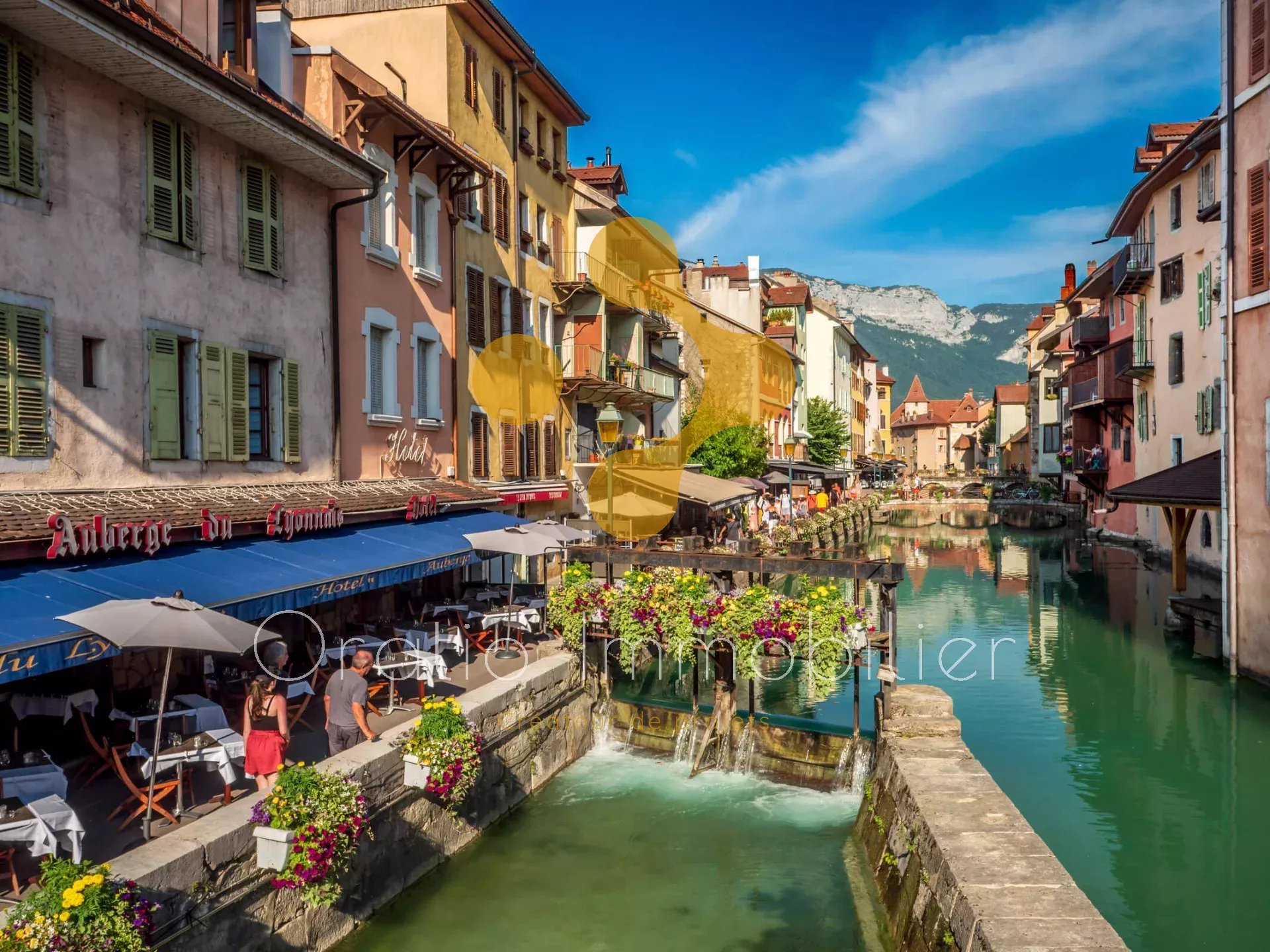 Agence immobilière de 